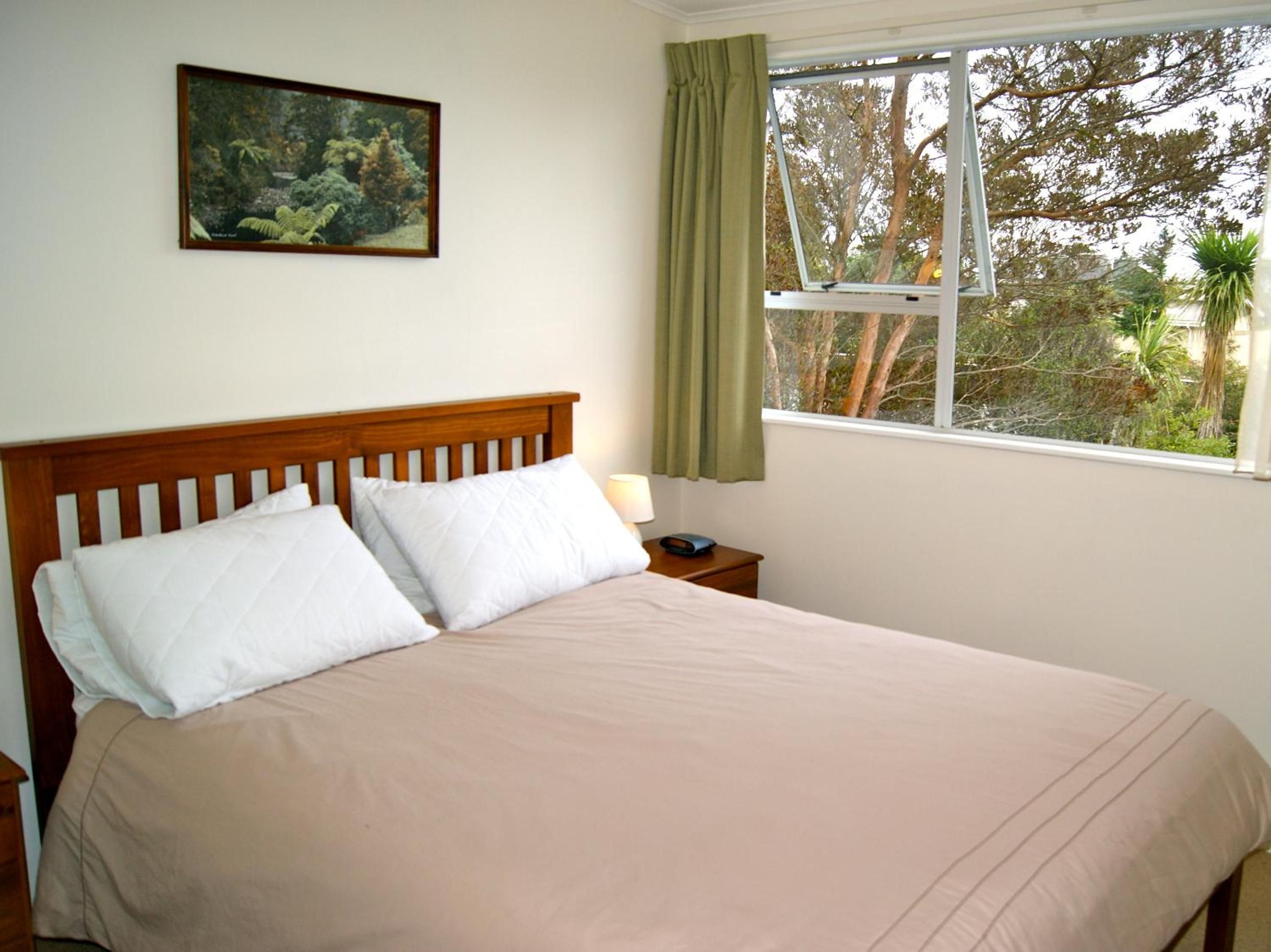Kea View - Pohara Beach Holiday Home
