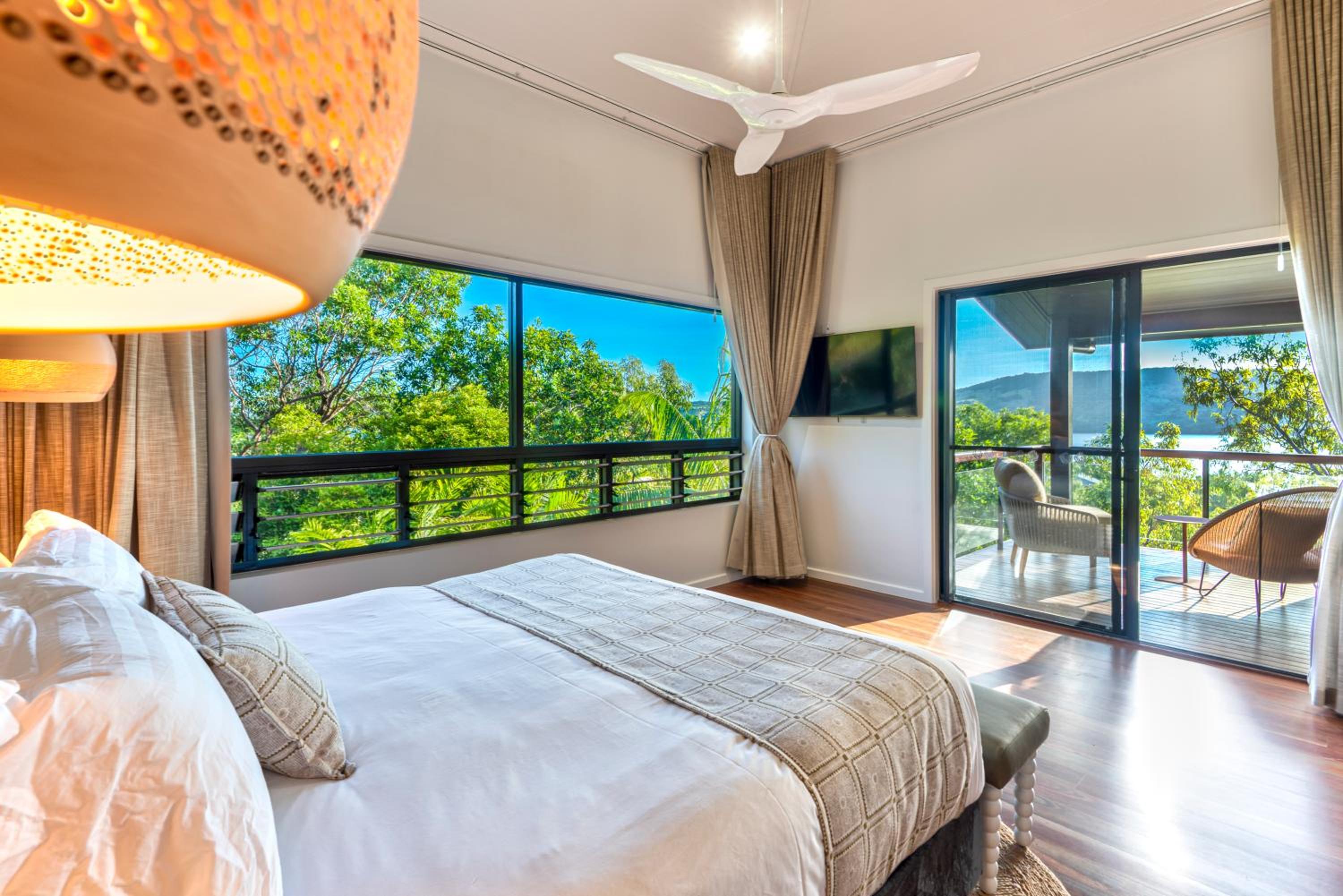 Point Blue on Hamilton Island by HIHA