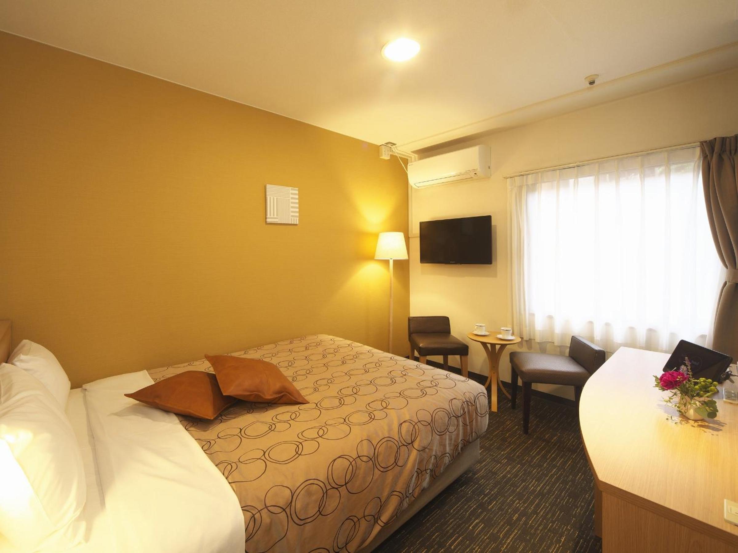 Yokohama Heiwa Plaza Hotel
