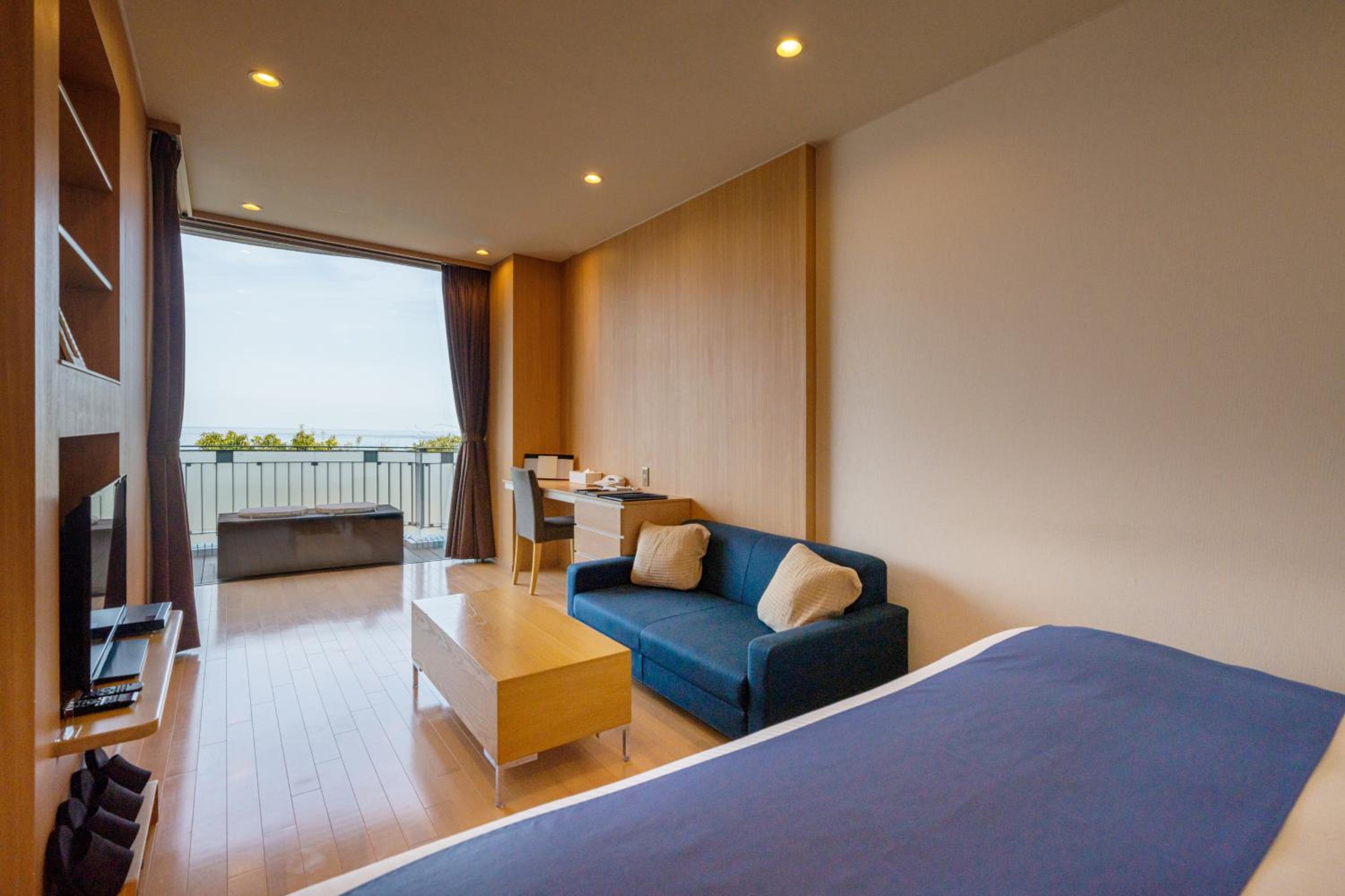 Auberge Fontaine Bleau Atami