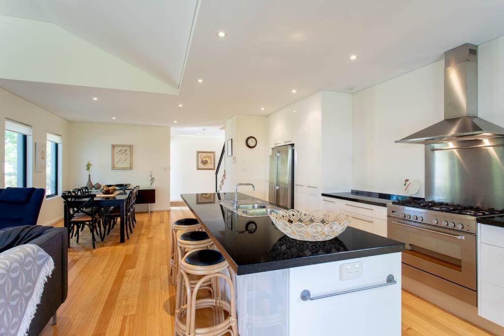 Boronia Retreat I Private Properties