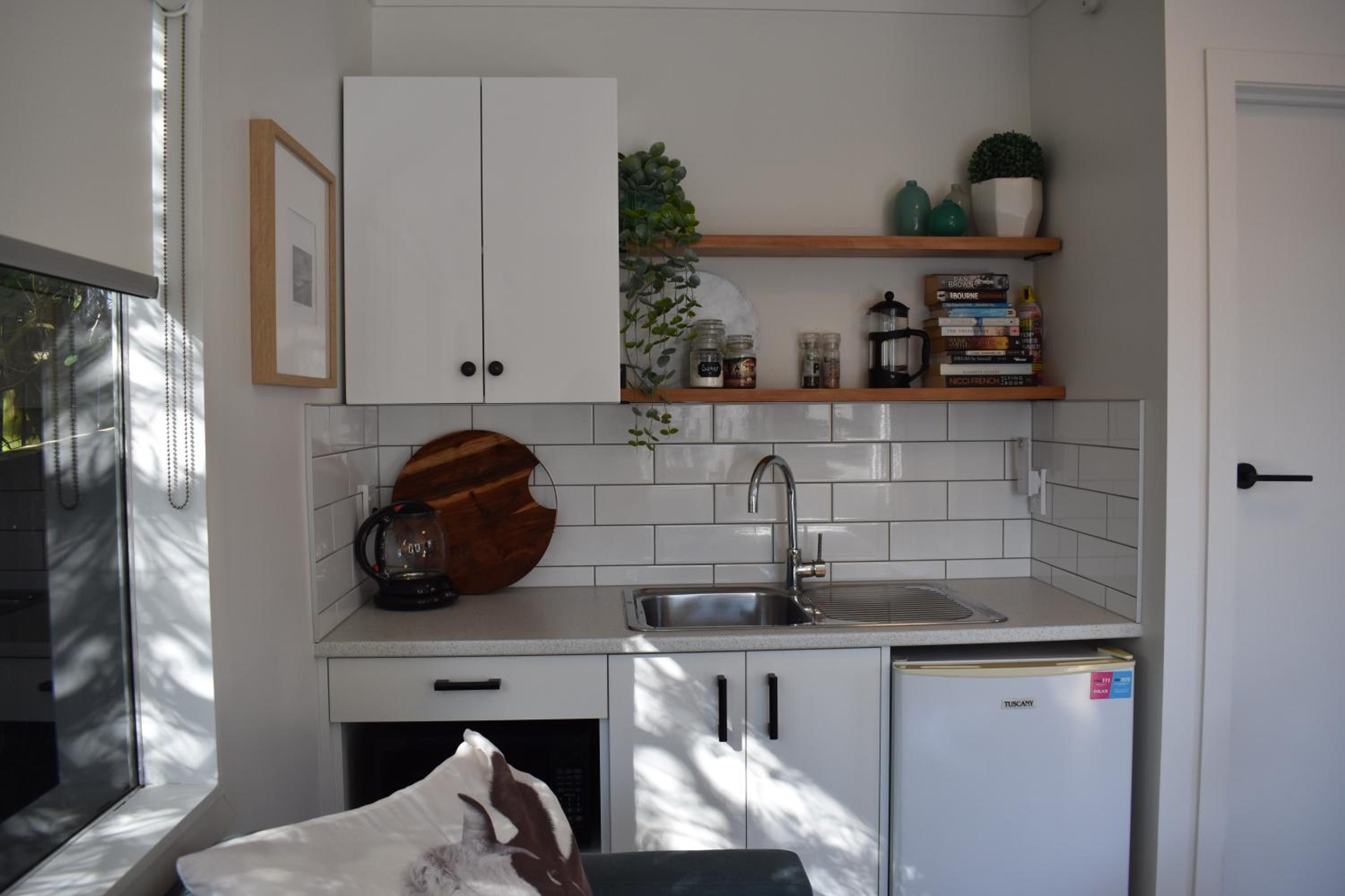 Private Beachside Studio with Courtyard and Sea view view 4