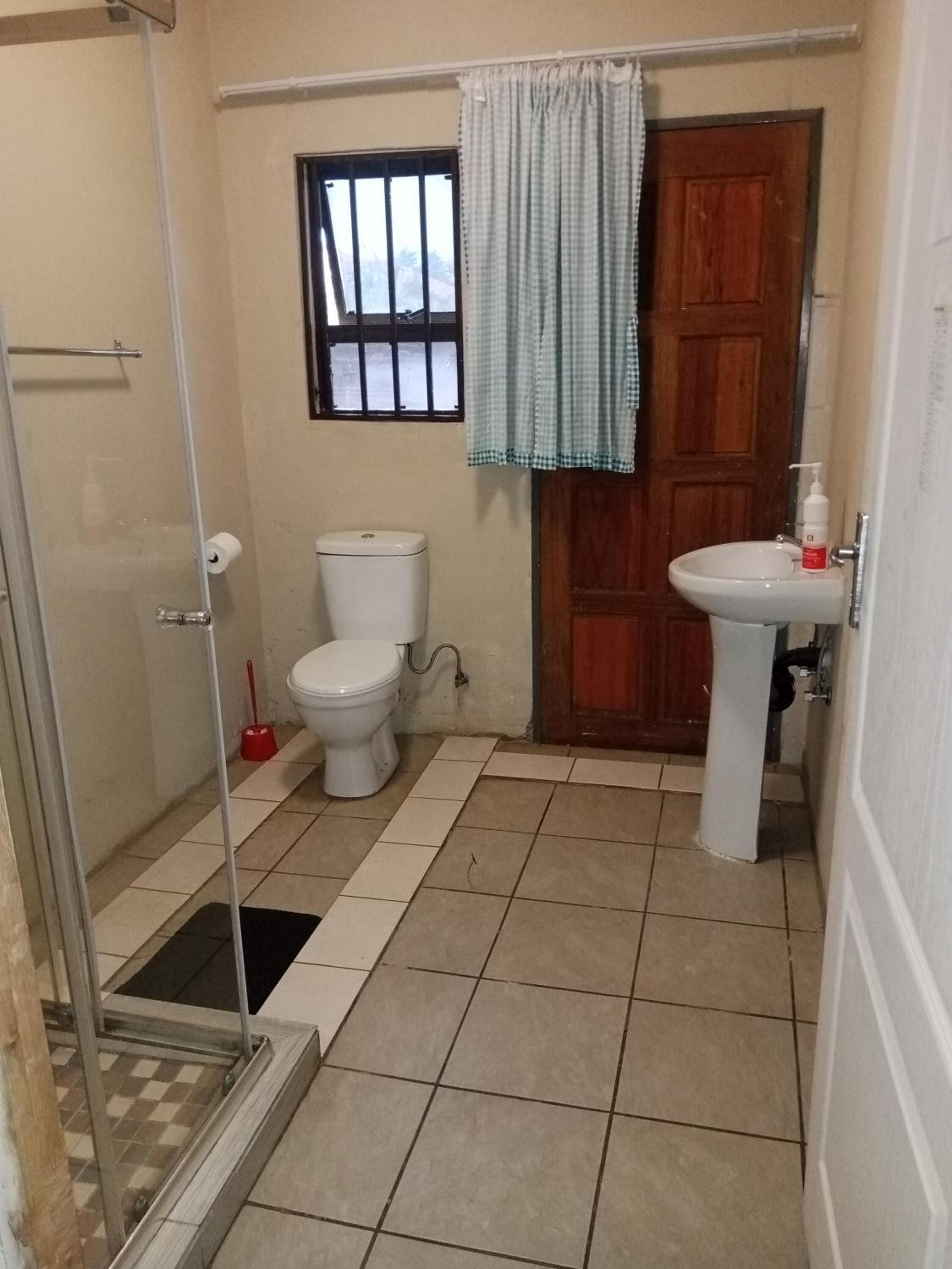 Photo 18