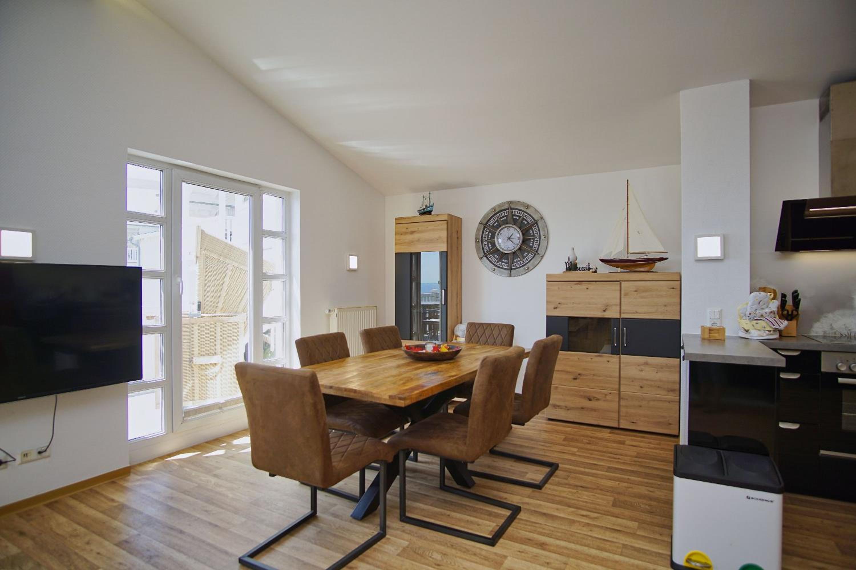 mit Meerblick und Balkon, strandnah, gratis Nutzung vom AHOI Erlebnisbad und Sauna in Sellin - Meeresblick FeWo 51