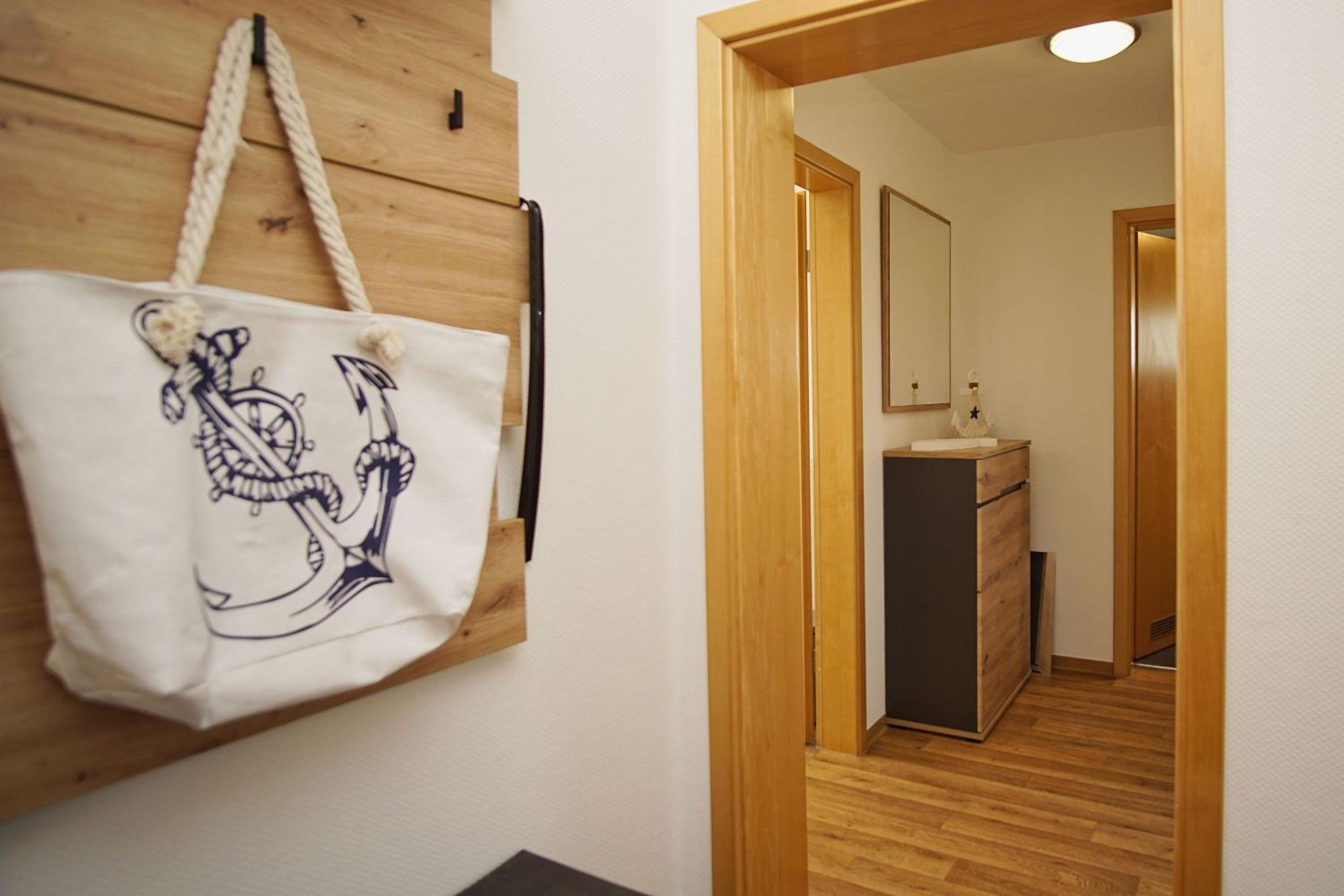 mit Meerblick und Balkon, strandnah, gratis Nutzung vom AHOI Erlebnisbad und Sauna in Sellin - Meeresblick FeWo 51