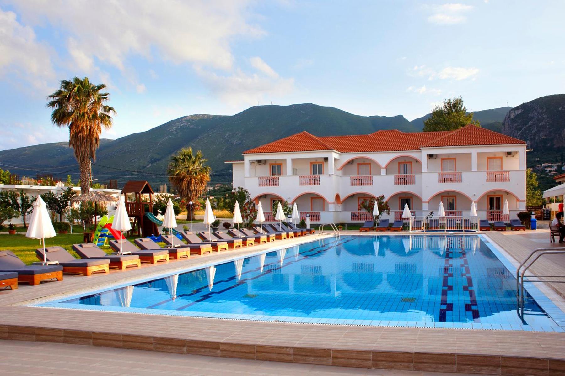 Akis Studios Alykes photo 2