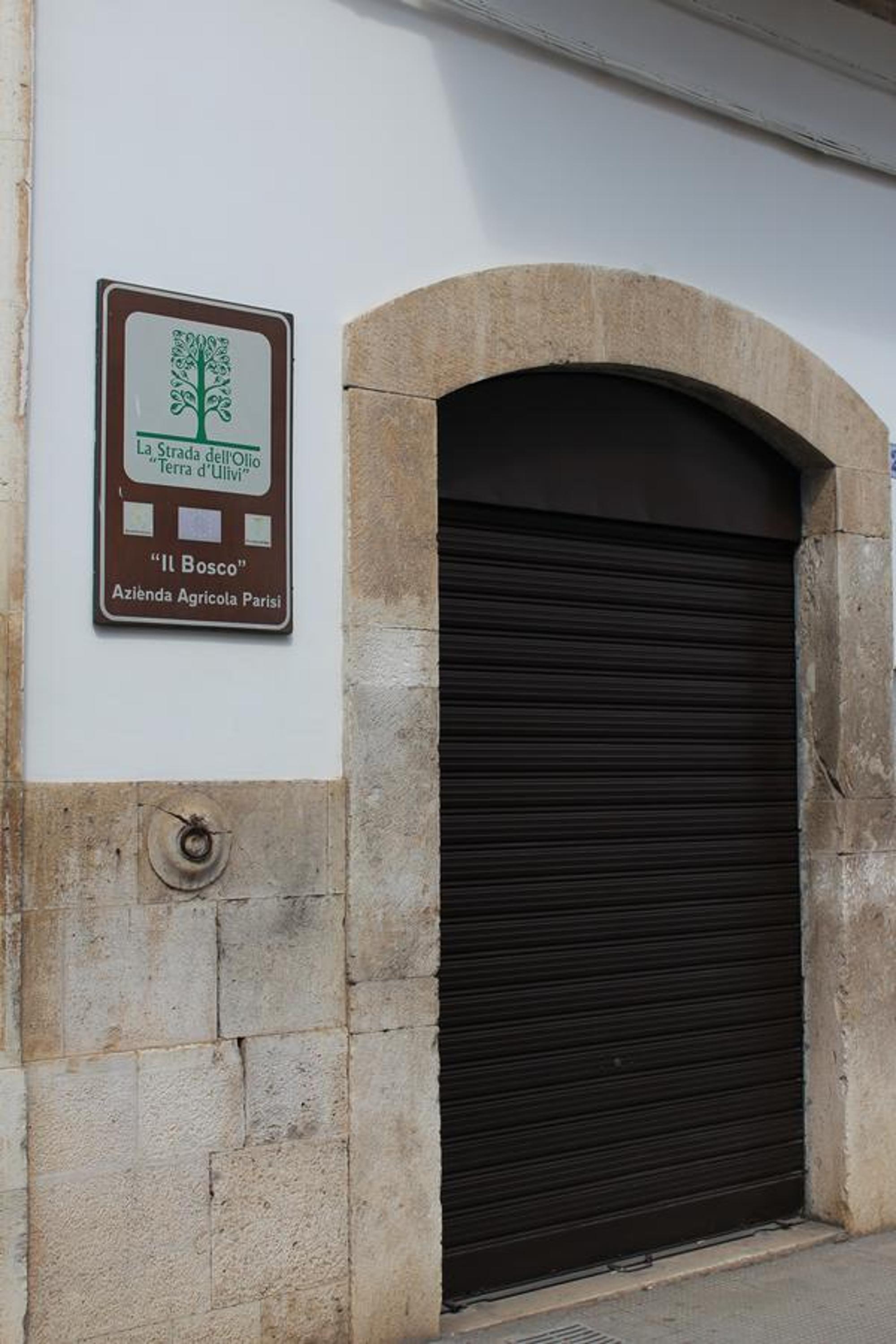 Tenuta il Bosco con parcheggio