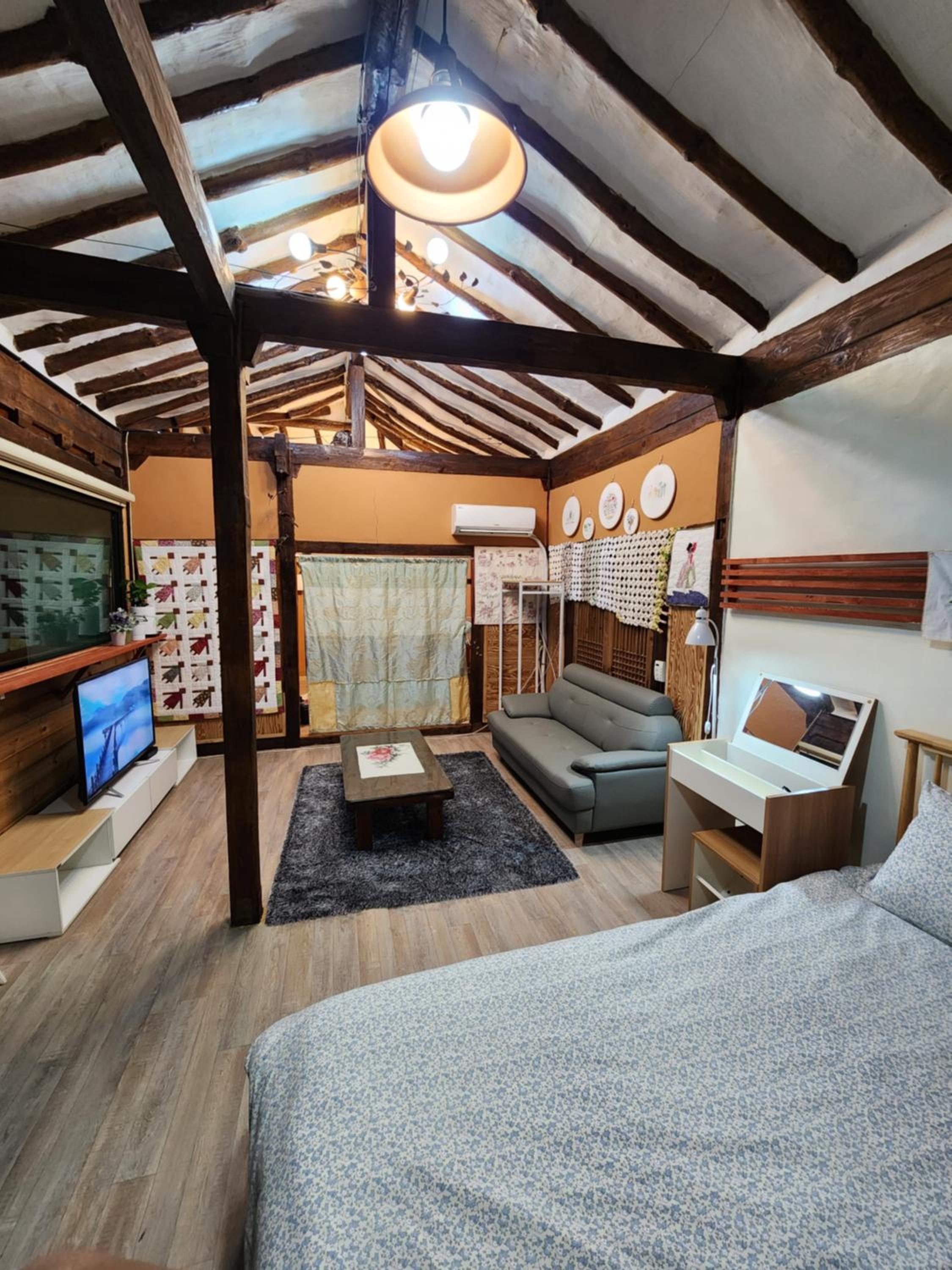 Kims House Andong view 2