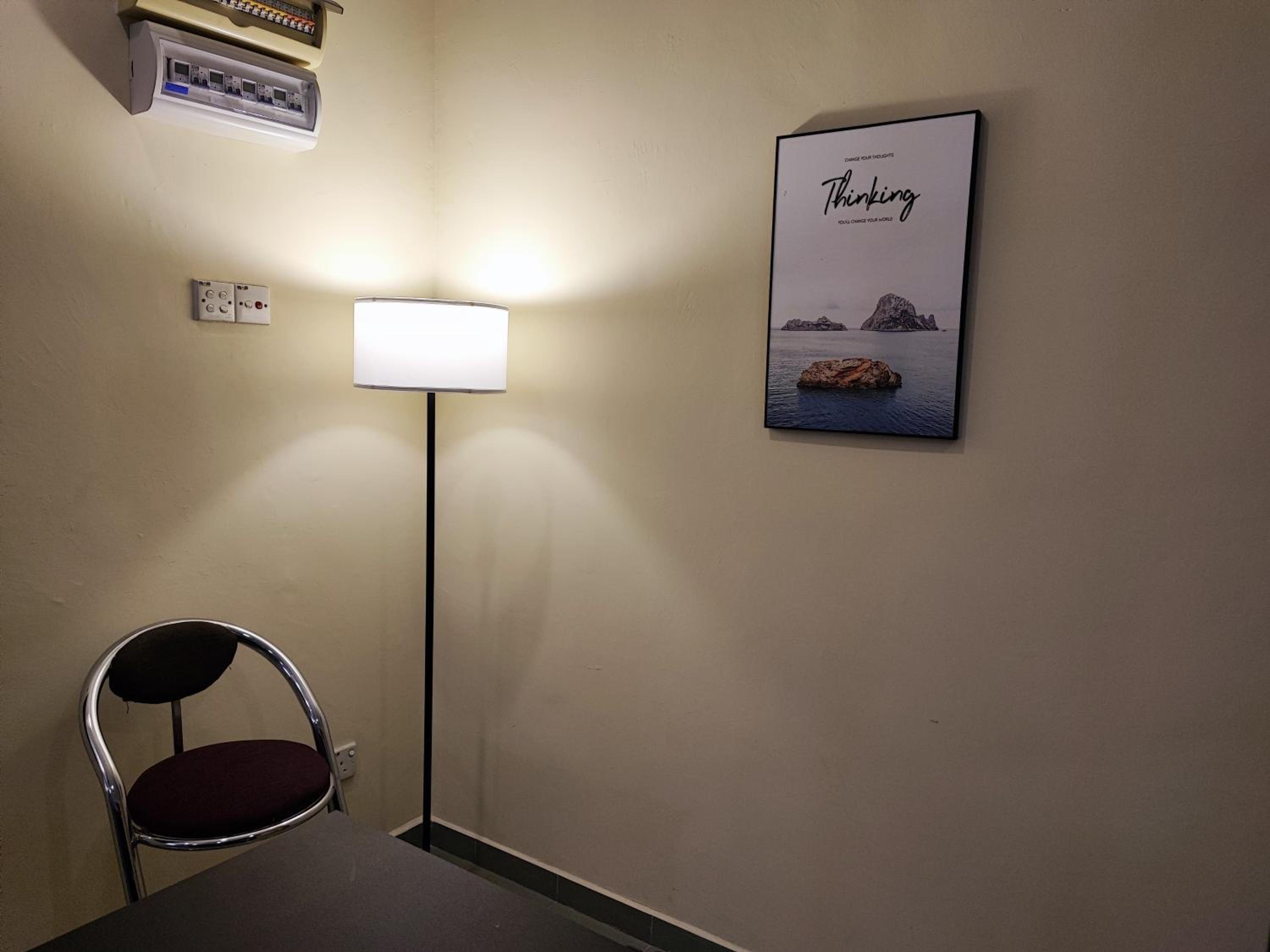 Banglow lot Upper Floor Home Stay Room Homestay Rooms for rent in Jinjang Utrara New Village Kuala Lumpur