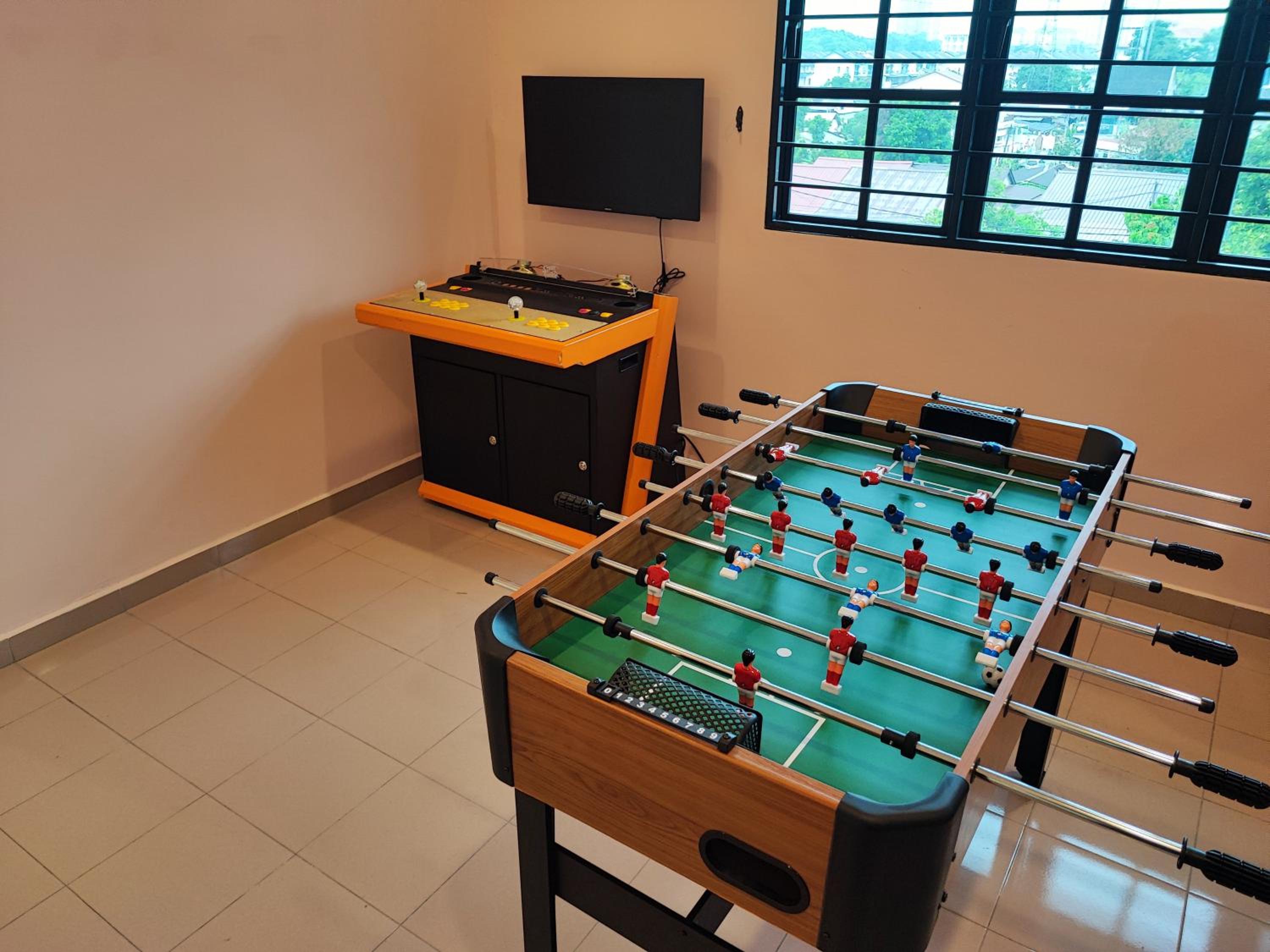 Banglow lot Upper Floor Home Stay Room Homestay Rooms for rent in Jinjang Utrara New Village Kuala Lumpur