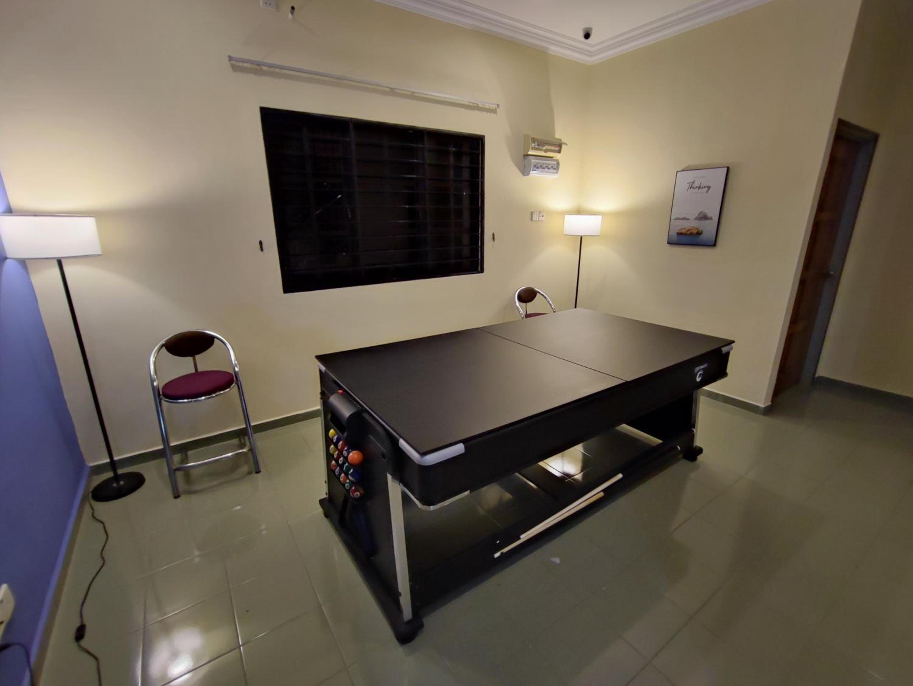 Banglow lot Upper Floor Home Stay Room Homestay Rooms for rent in Jinjang Utrara New Village Kuala Lumpur