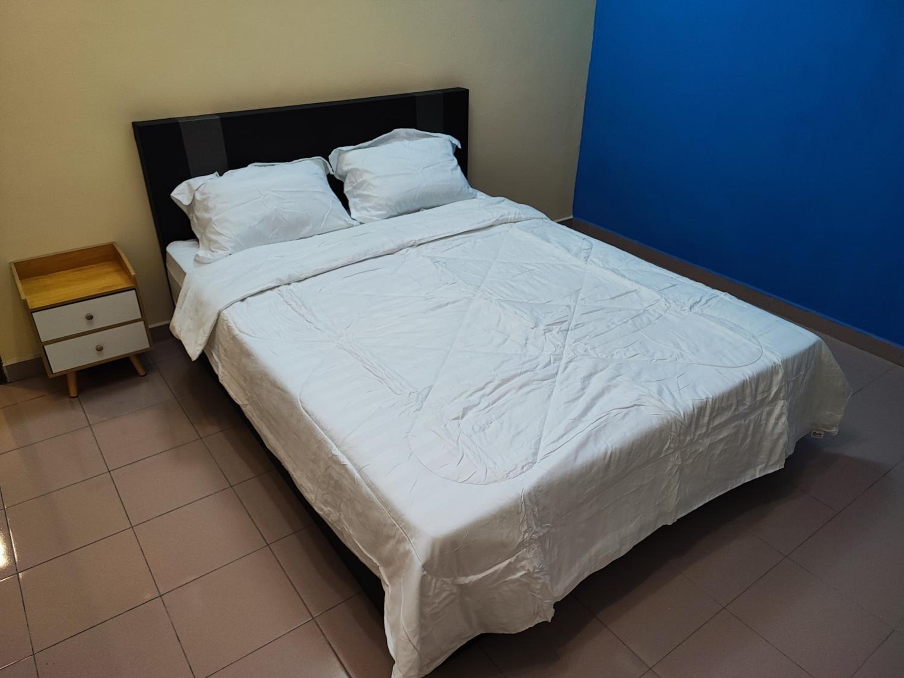 Banglow lot Upper Floor Home Stay Room Homestay Rooms for rent in Jinjang Utrara New Village Kuala Lumpur