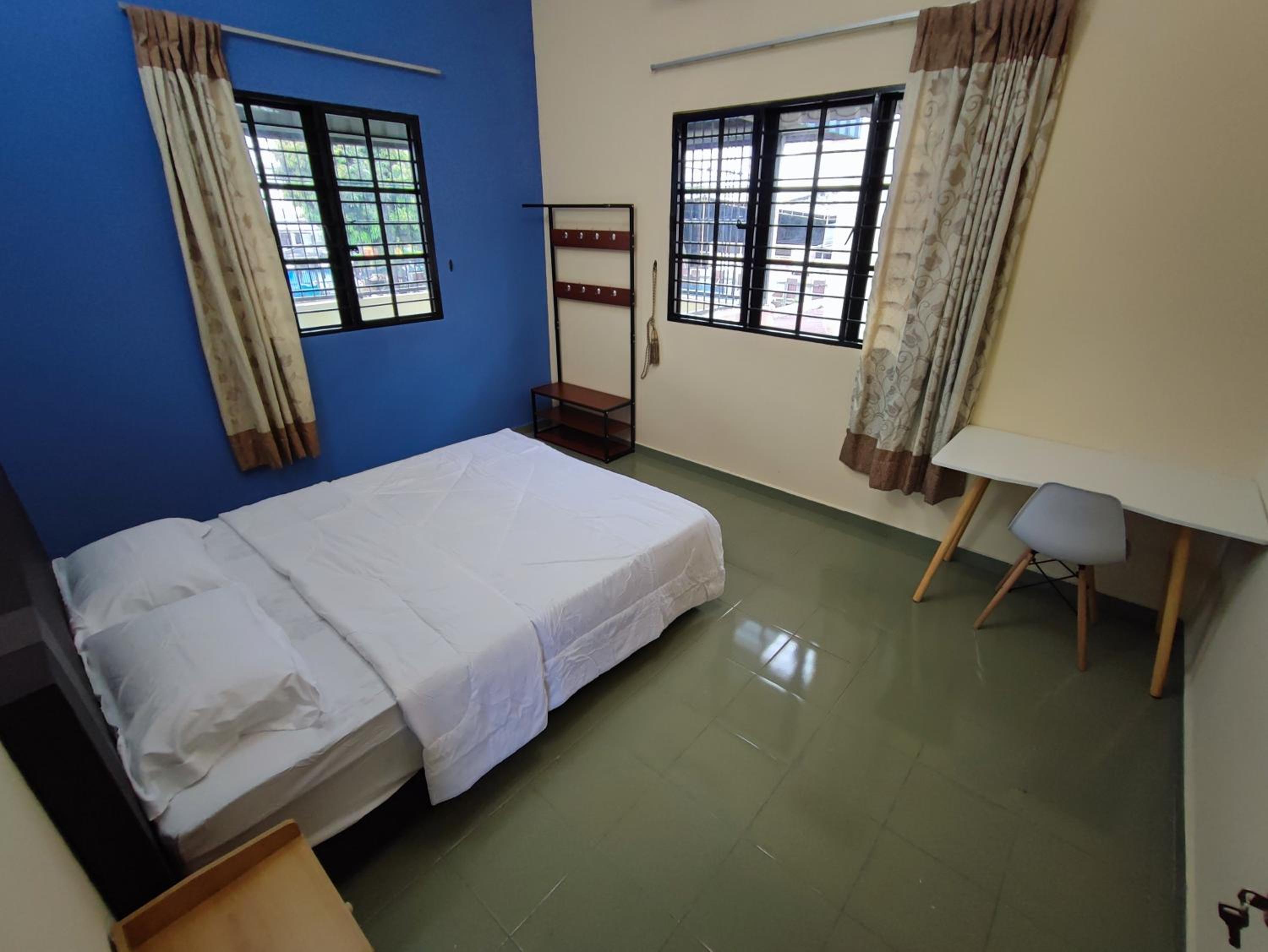 Banglow lot Upper Floor Home Stay Room Homestay Rooms for rent in Jinjang Utrara New Village Kuala Lumpur