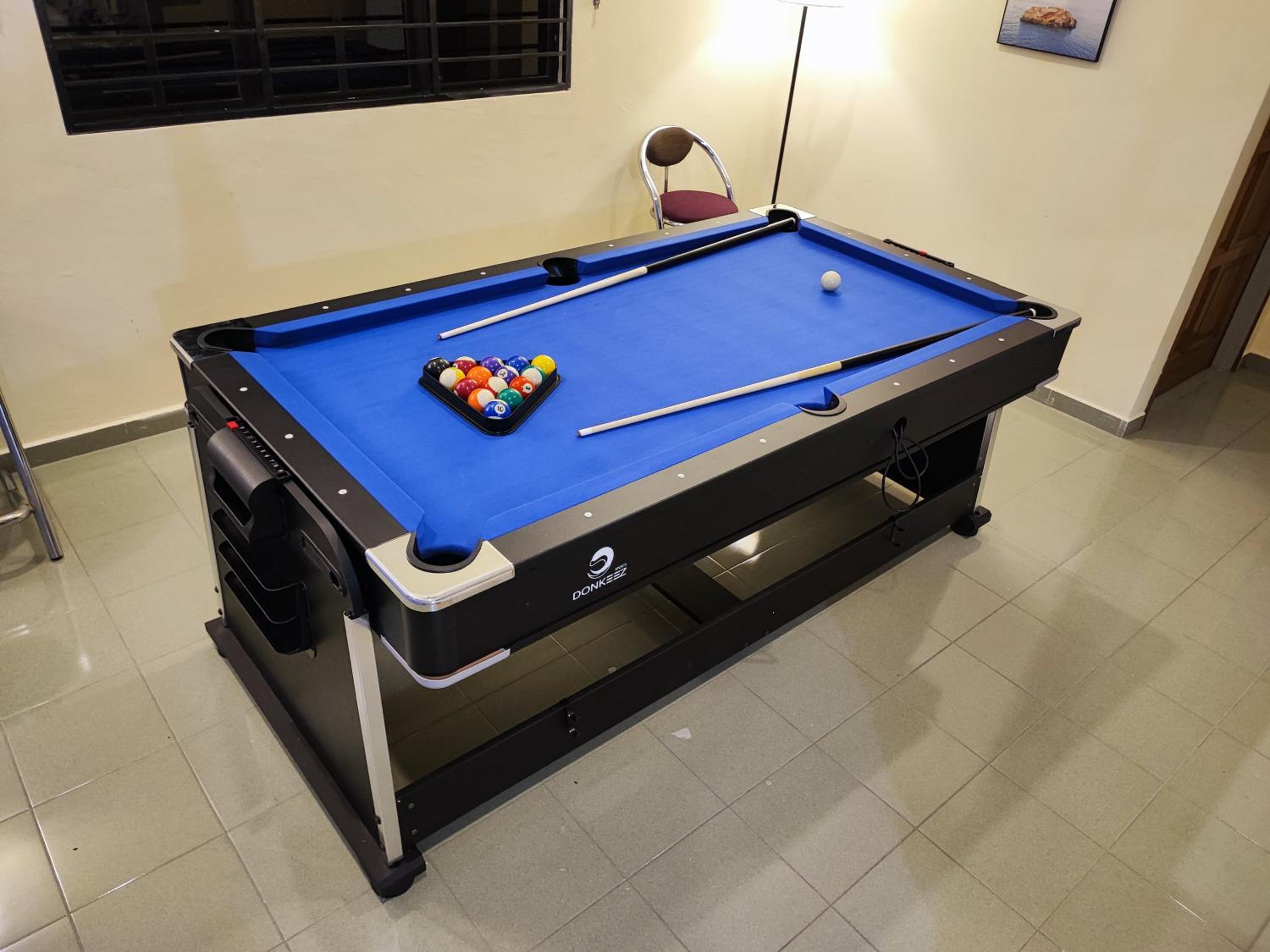 Banglow lot Upper Floor Home Stay Room Homestay Rooms for rent in Jinjang Utrara New Village Kuala Lumpur
