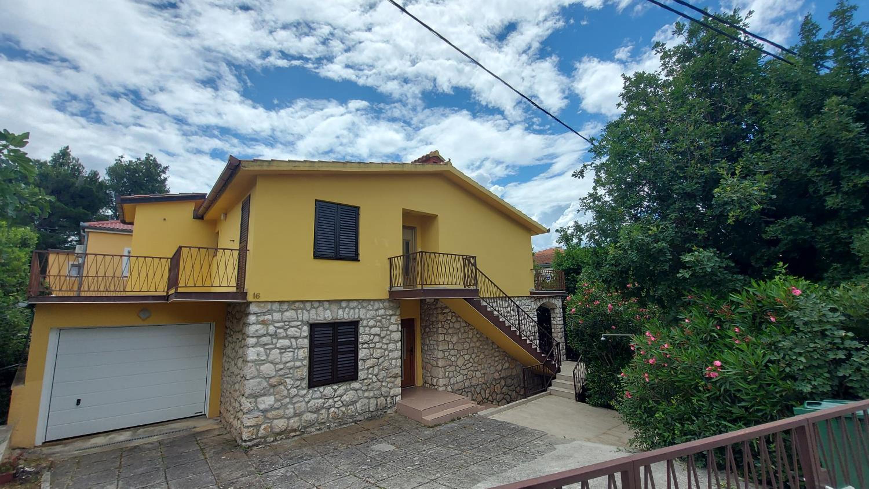Apartments Krešo