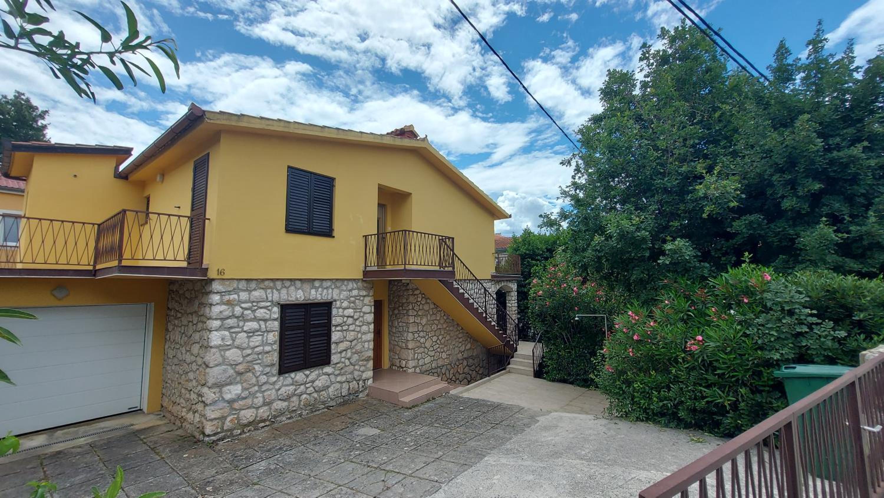 Apartments Krešo