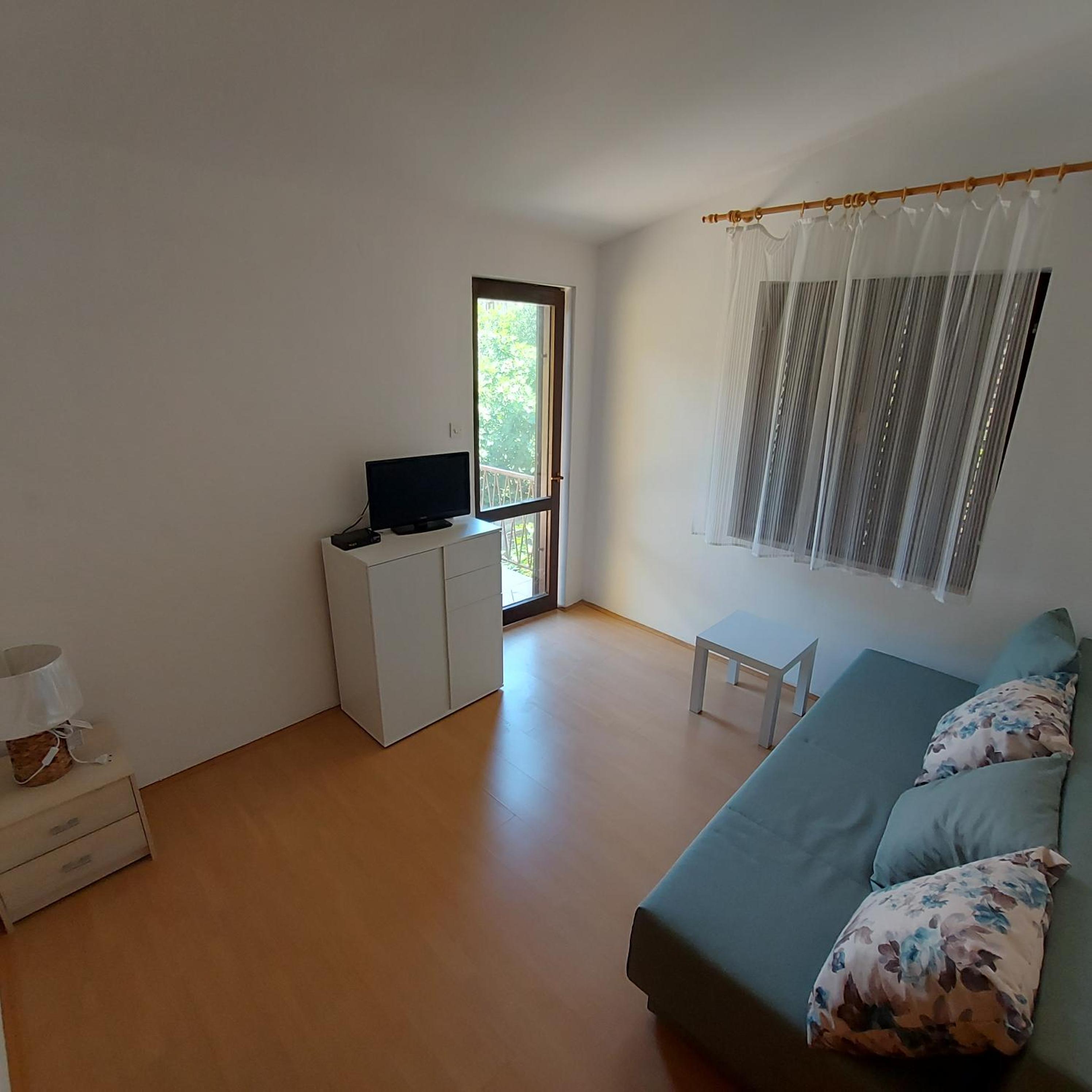 Apartments Krešo