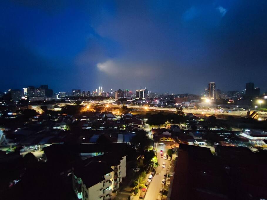 Good Budget & Comfortable Condo Homestay Home Stay In Jalan Ipoh Kuala Lumpur