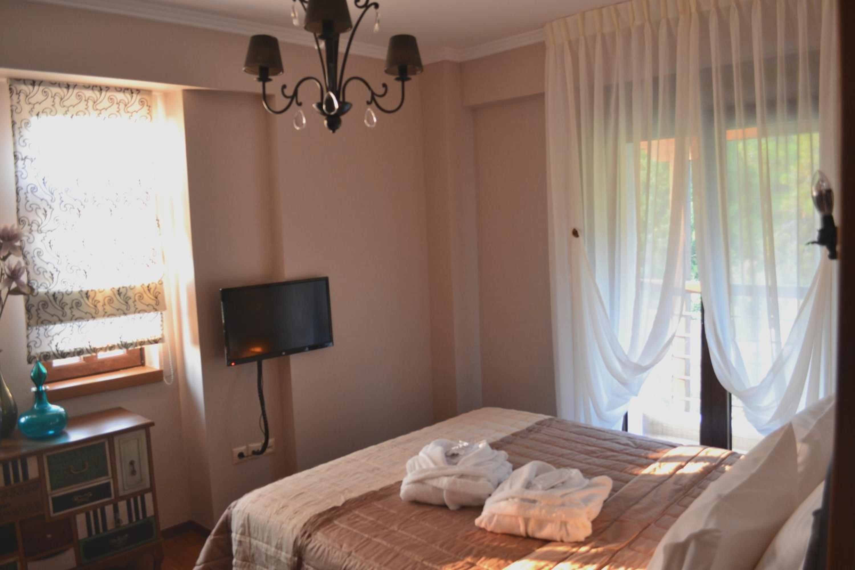 Evmorfes Villas
