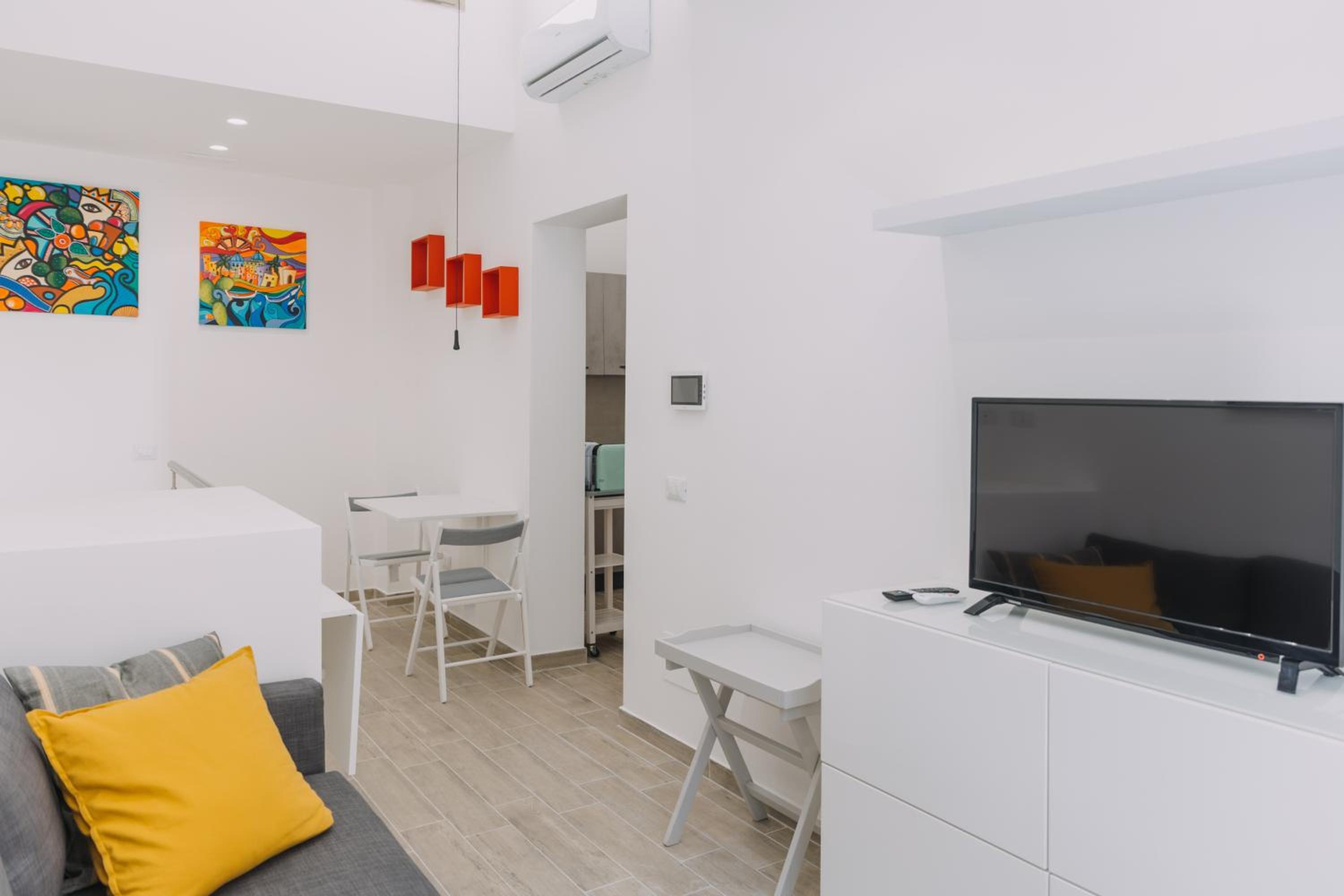 Serenello Home