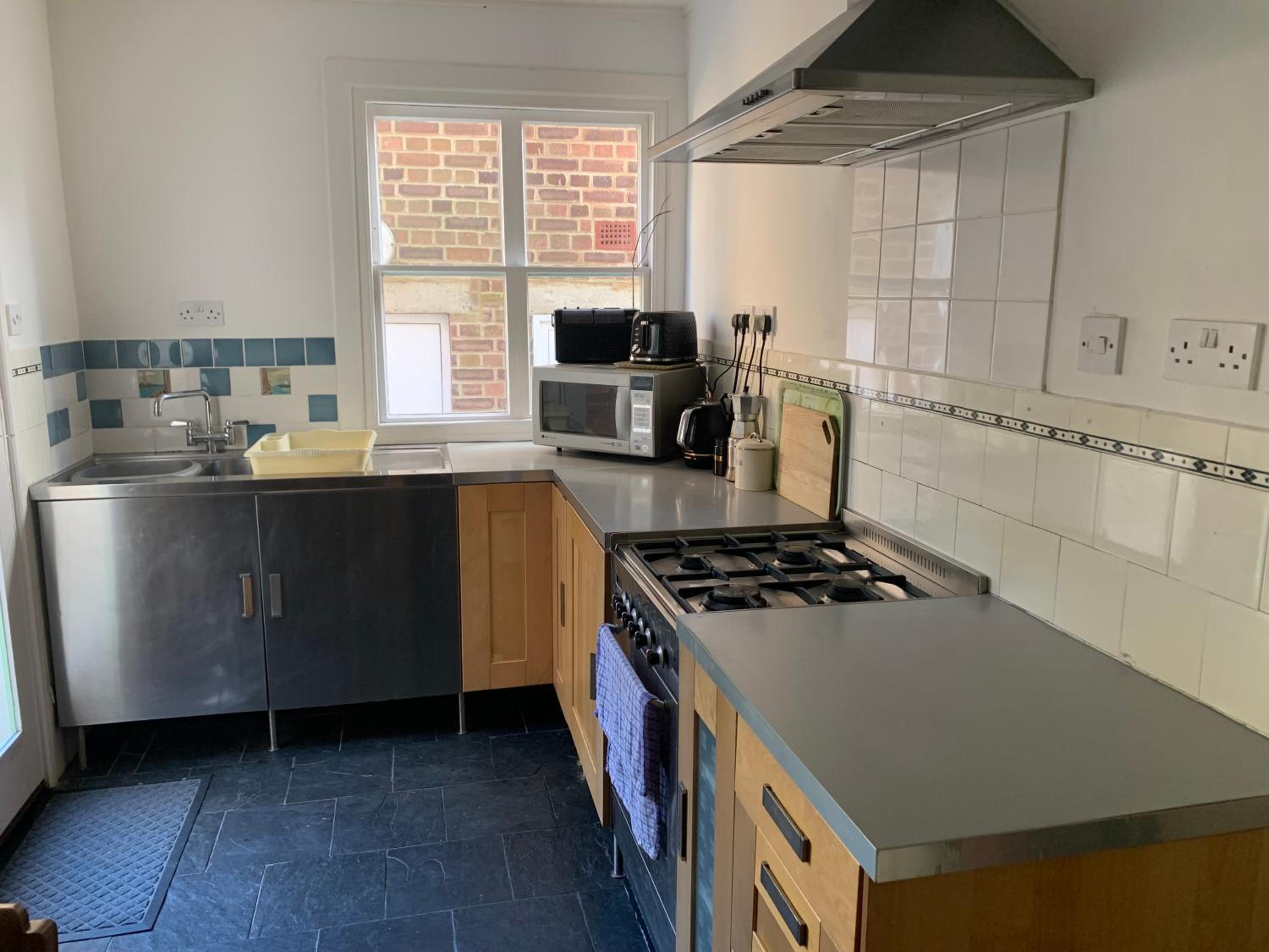 Vine Cottage - Sandgate view 2