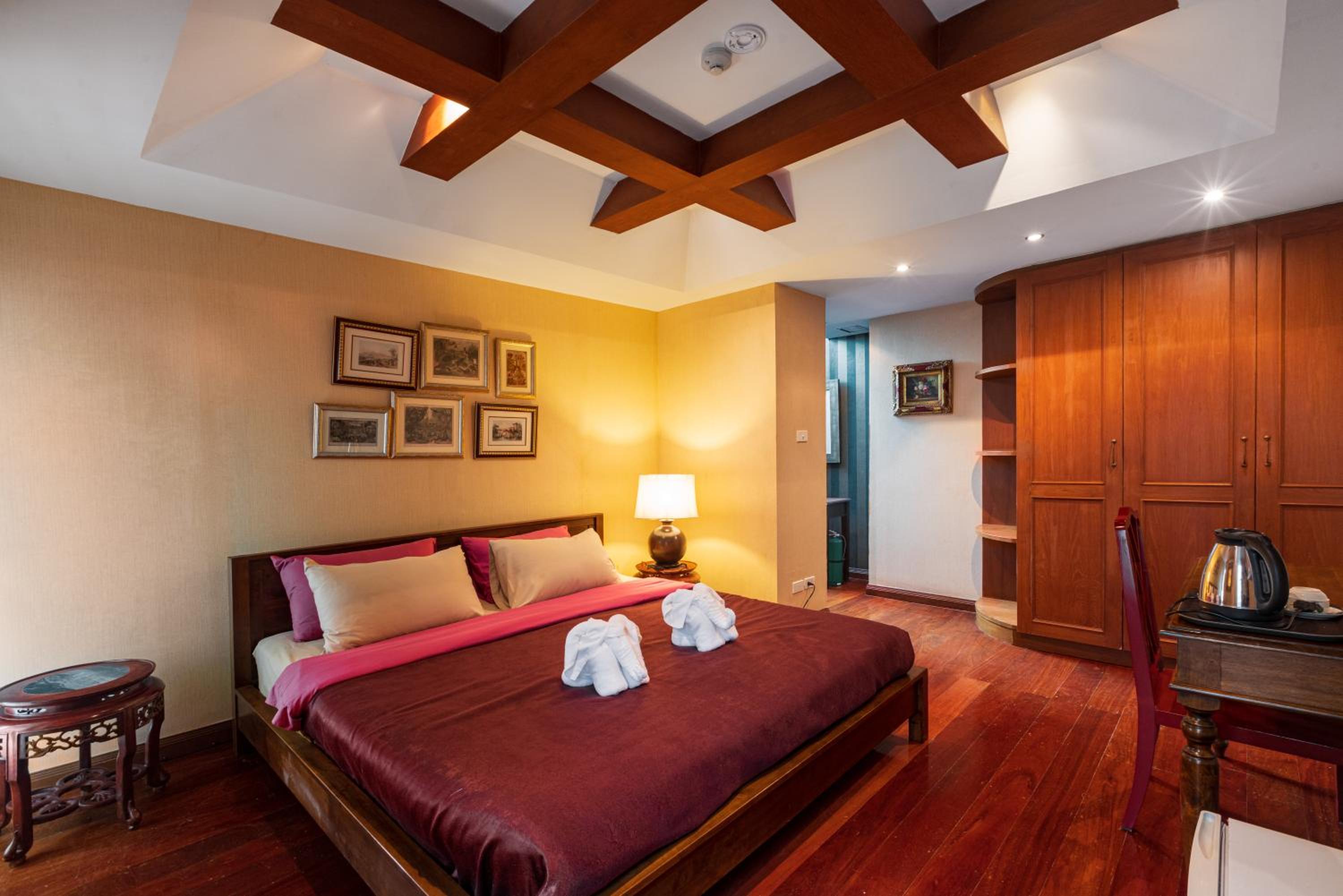 Gala Beachfront Villa