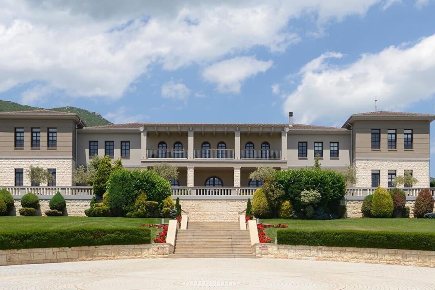 DIANA'S HOUSE