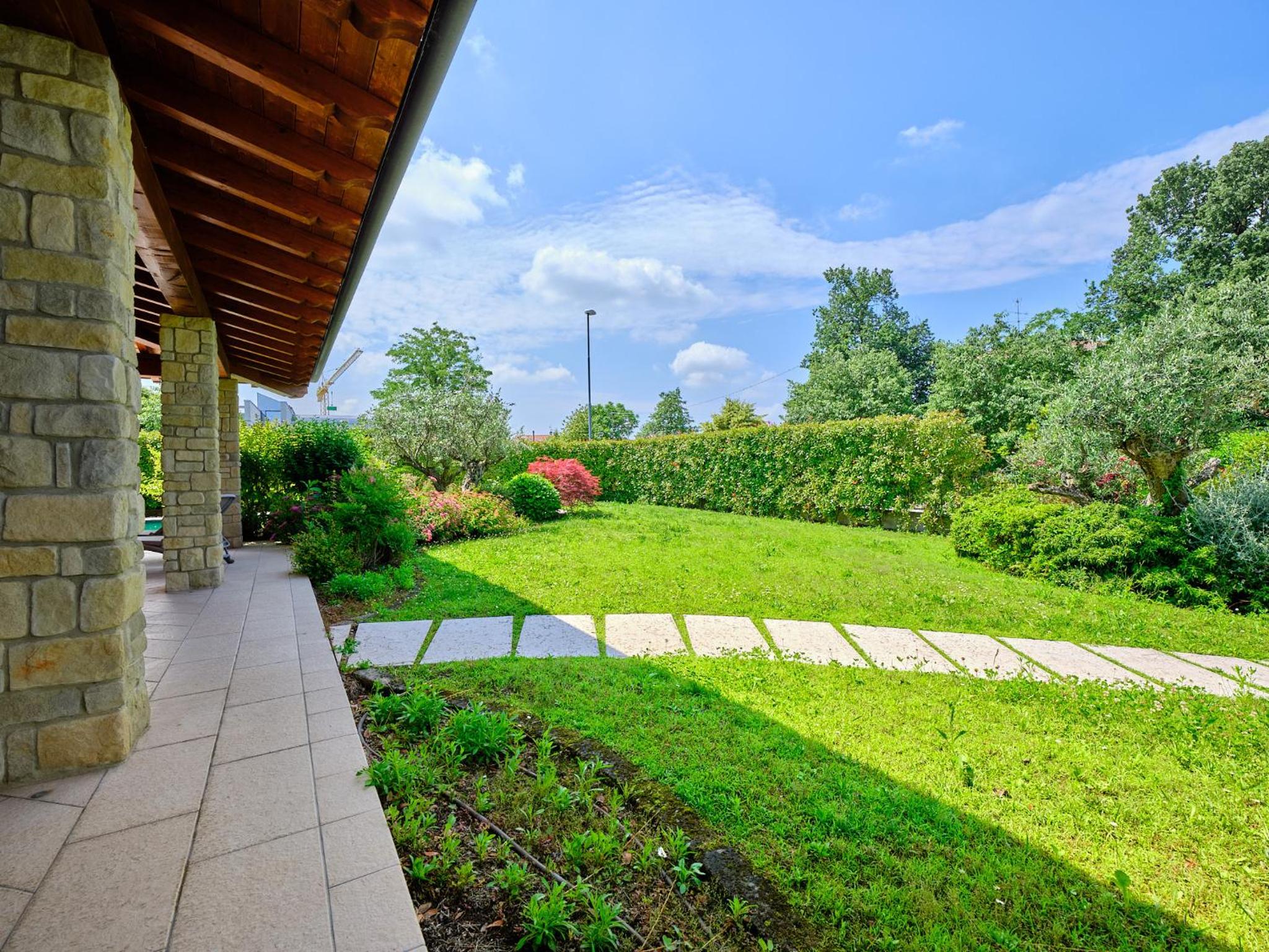 VillasGarda - Villa Leone Salionze view 5