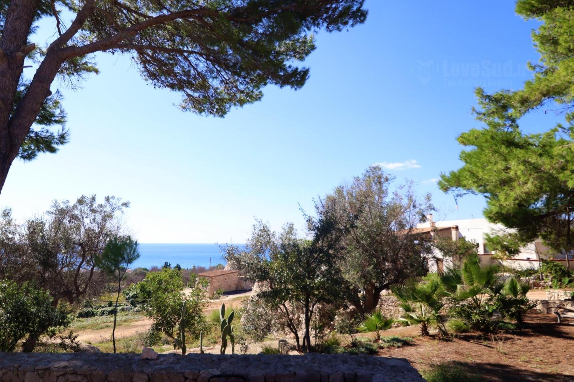 Trullo - Cantoru view 3