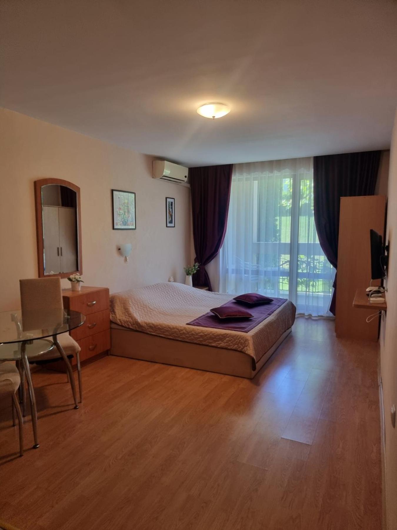 Prestige Fort Beach apartment, Studio