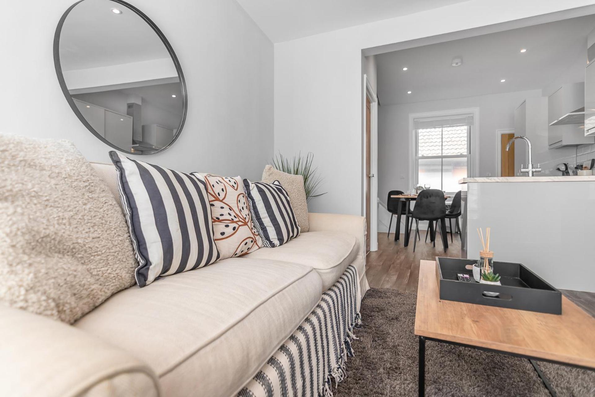 Surrey Street Duplex