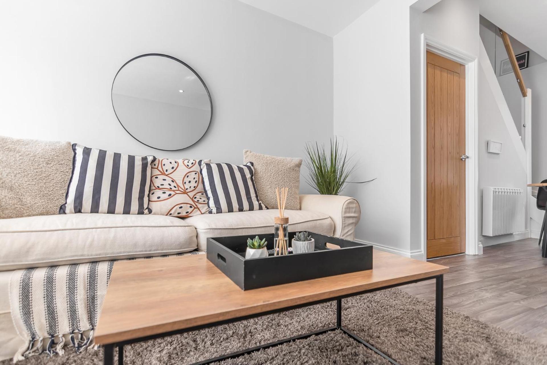Surrey Street Duplex
