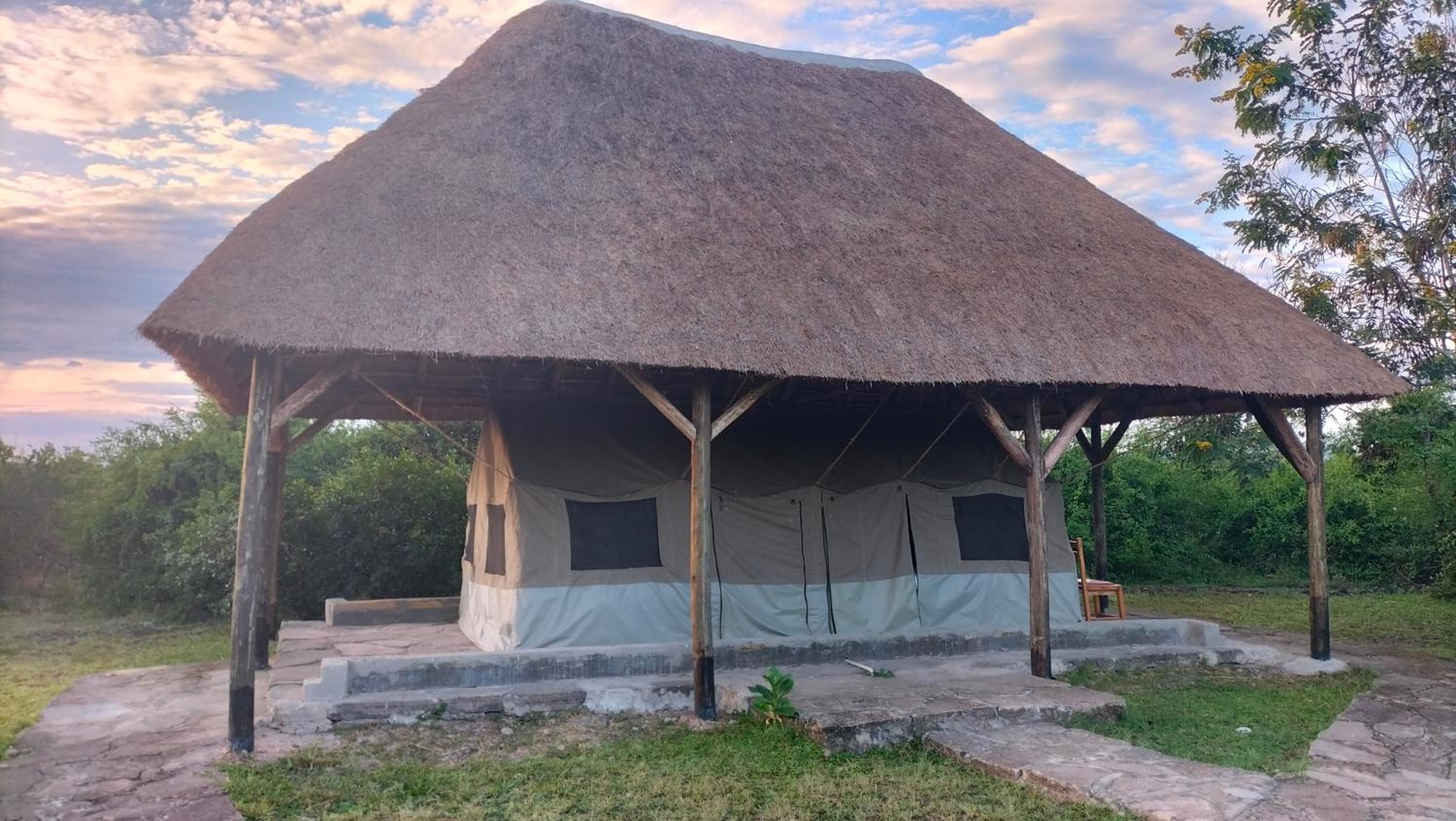 Engiri Game Lodge and Campsite