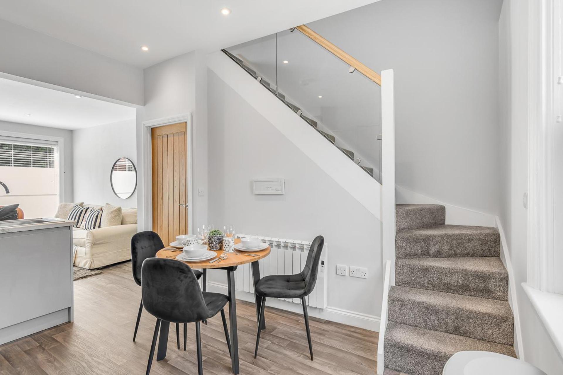 Surrey Street Duplex
