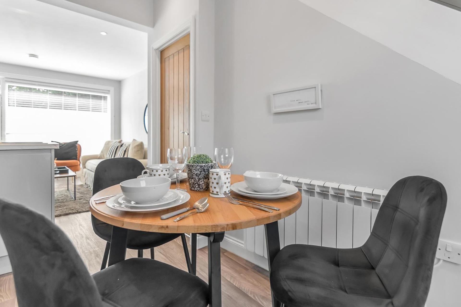 Surrey Street Duplex