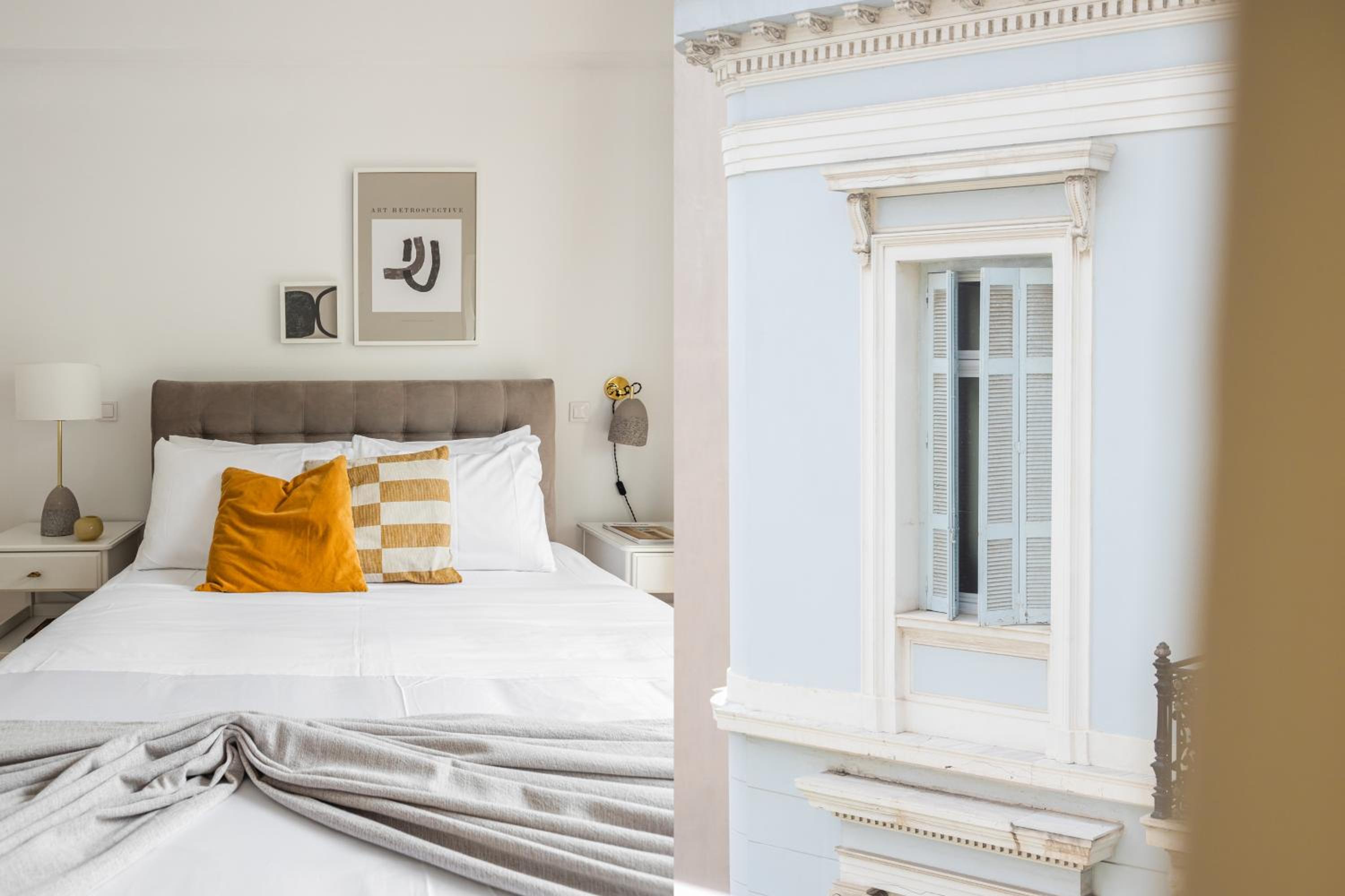 Central Cozy Apartments in Plaka by UPSTREET