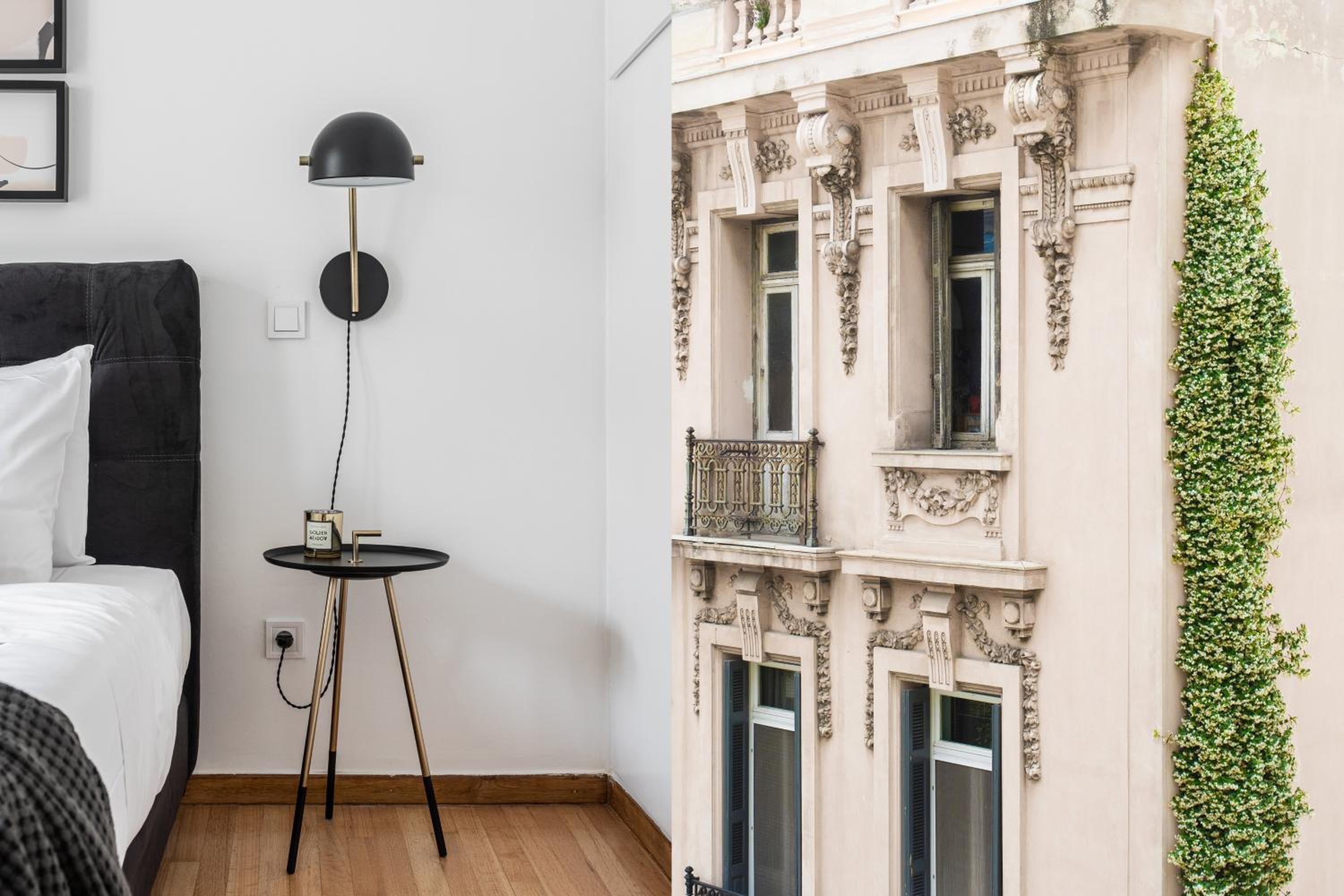 Central Cozy Apartments in Plaka by UPSTREET
