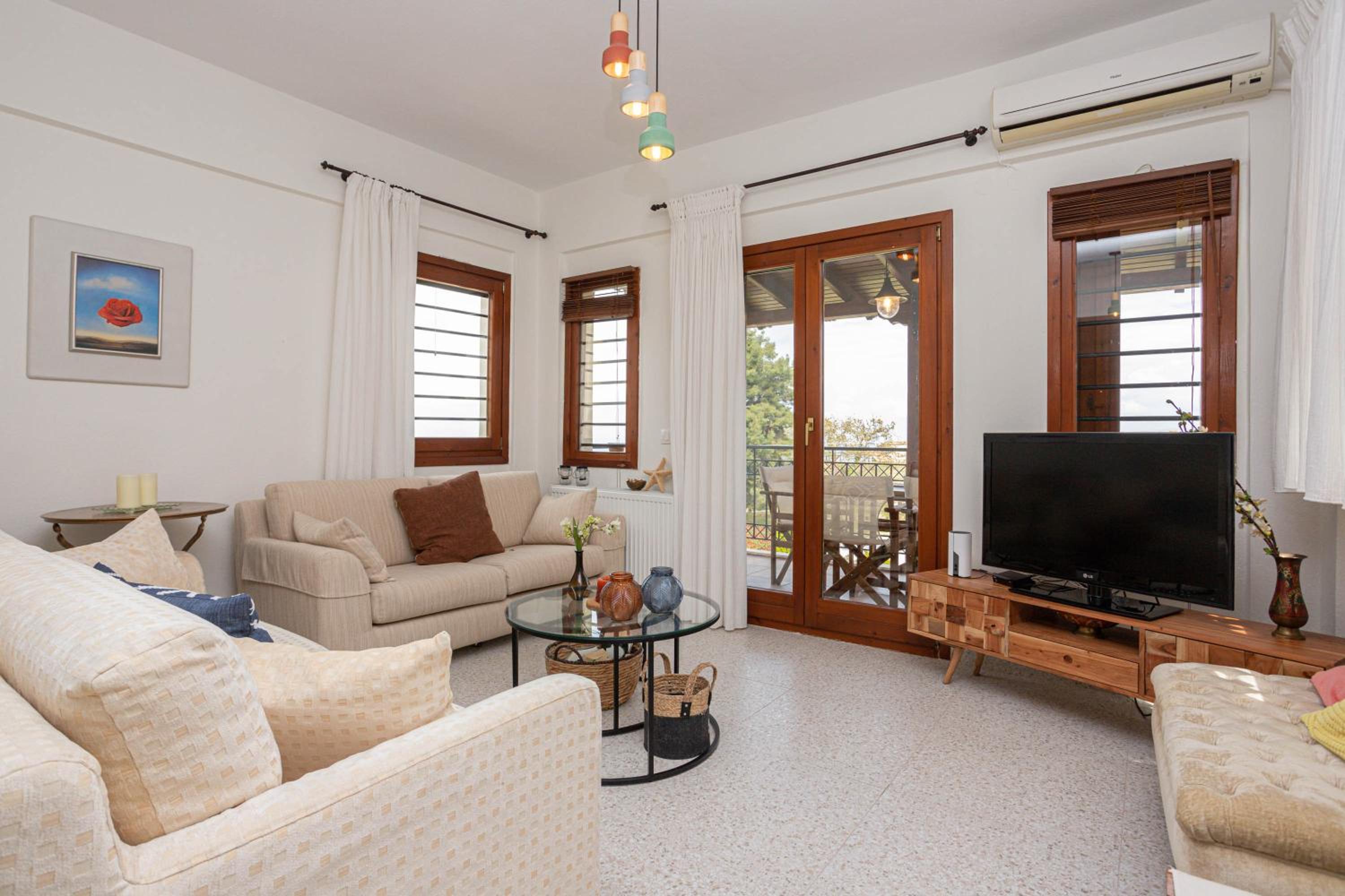 Bizmut House Shared Garden & Pool Paliouri view 5