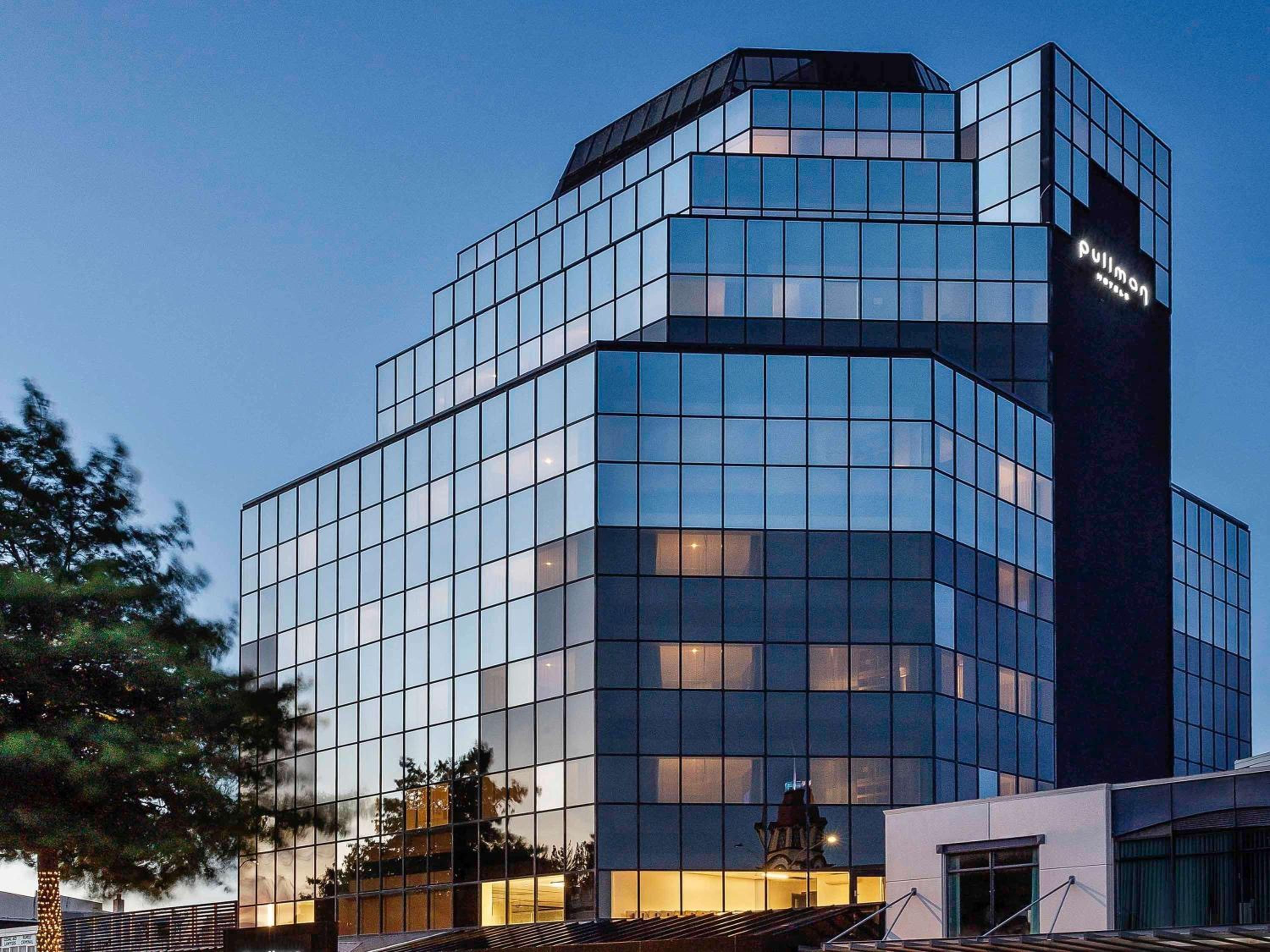 Hotel Pullman Rotorua - Image 1