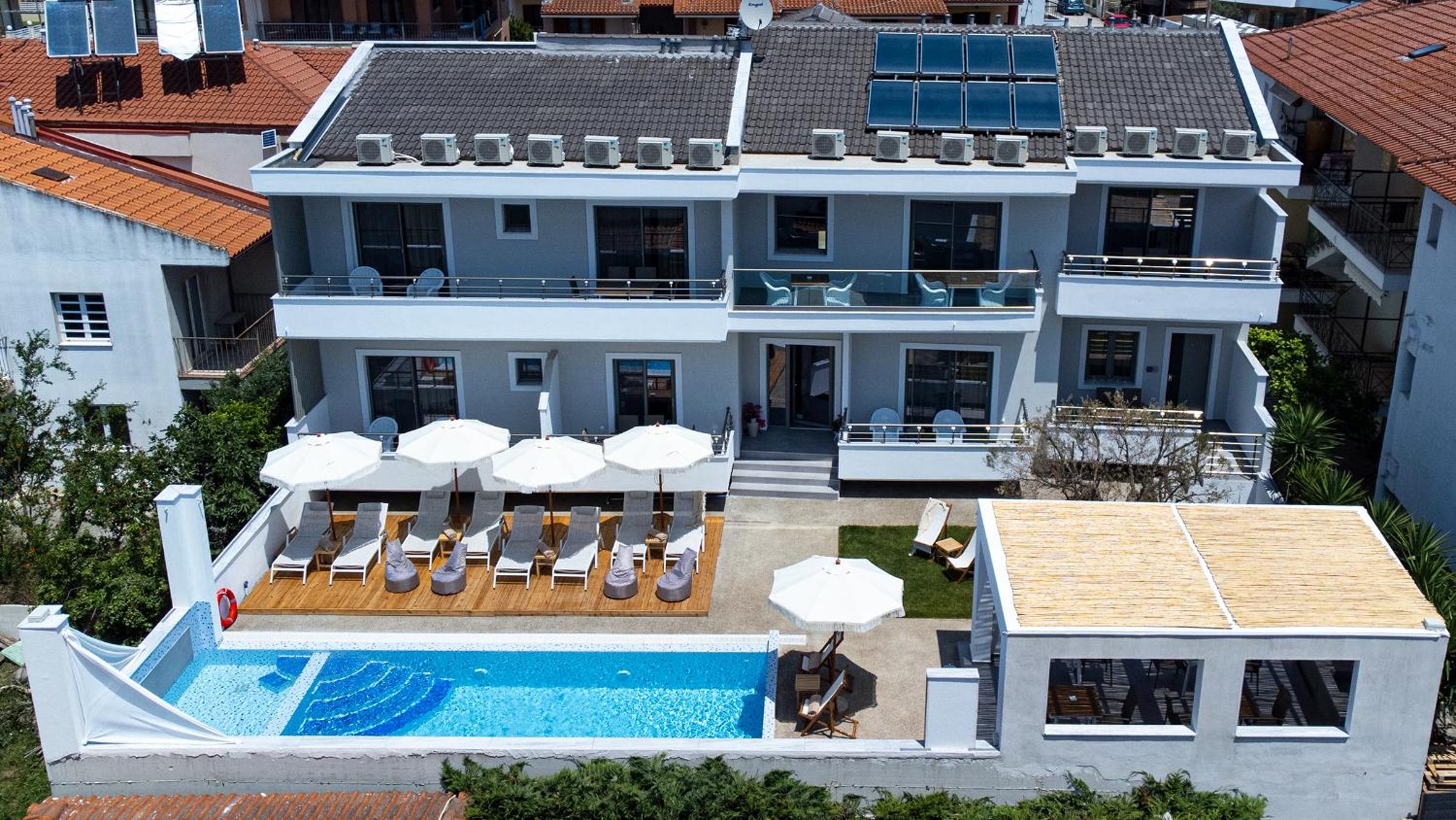 Sera-Nata Superior Suites view 5