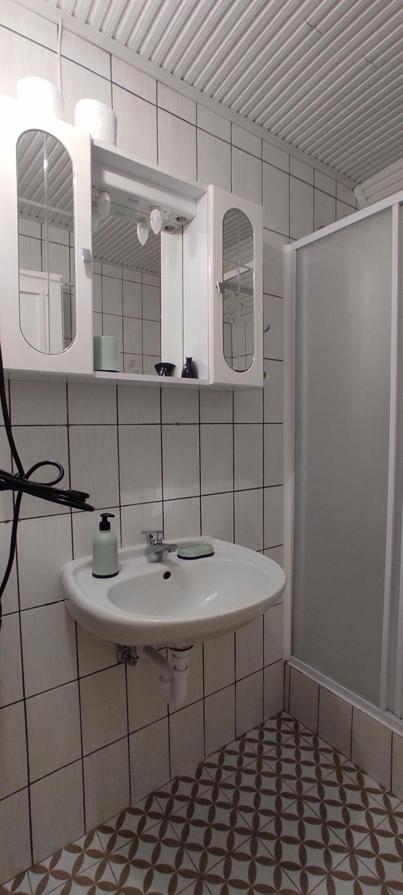 Photo 46