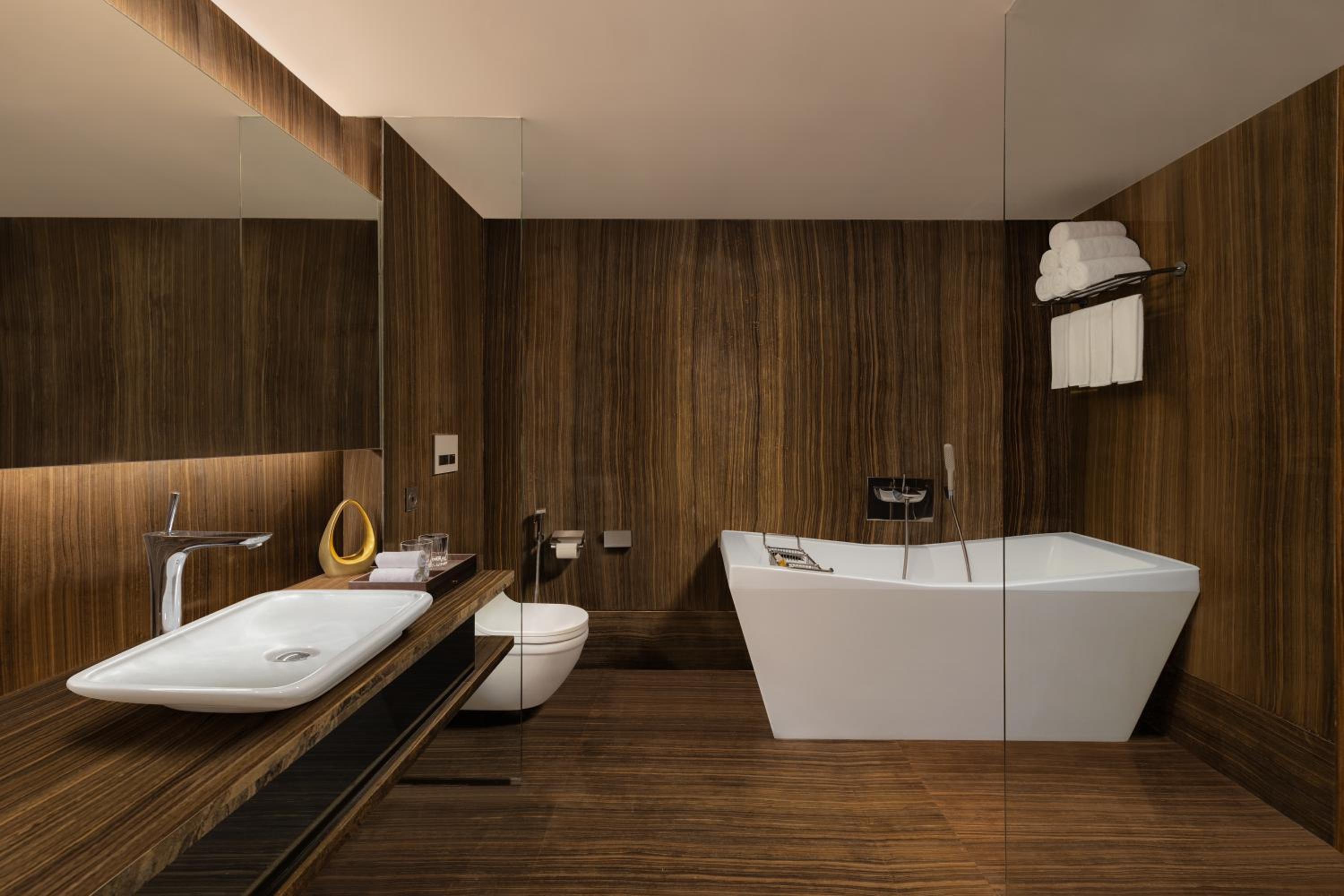Mumbai Vacations - Courtyard by Marriott Mumbai International Airport - Property Image 7