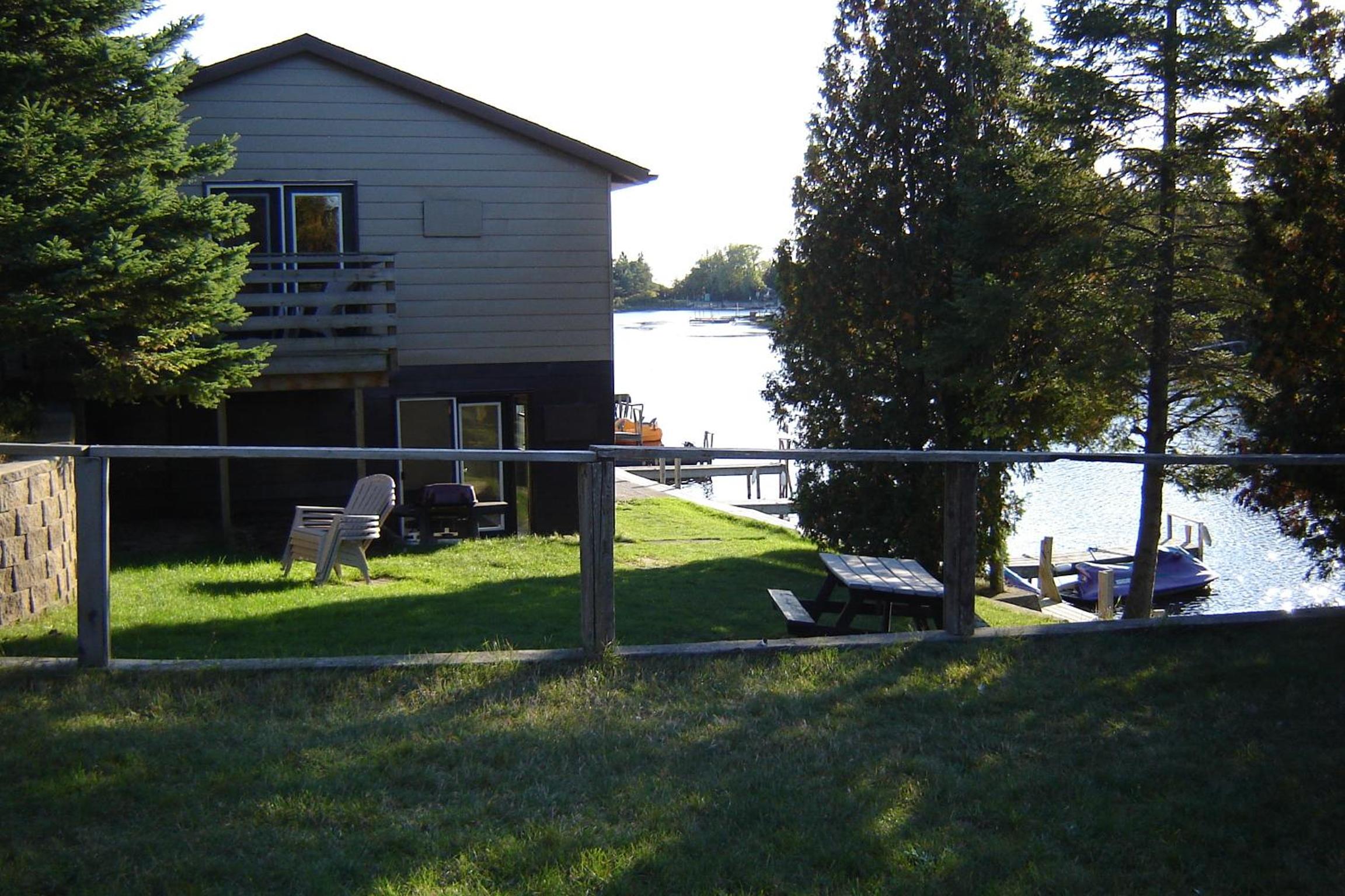 Sauble River Marina and Lodge Resort