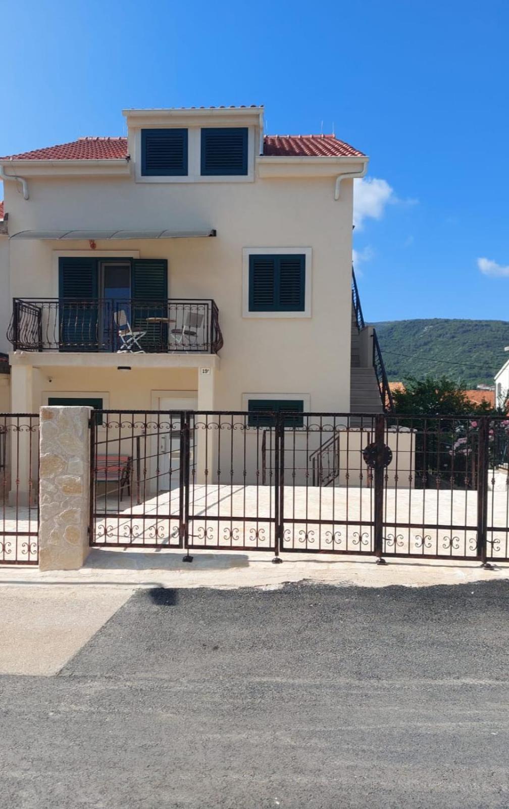 Apartmani Elisa