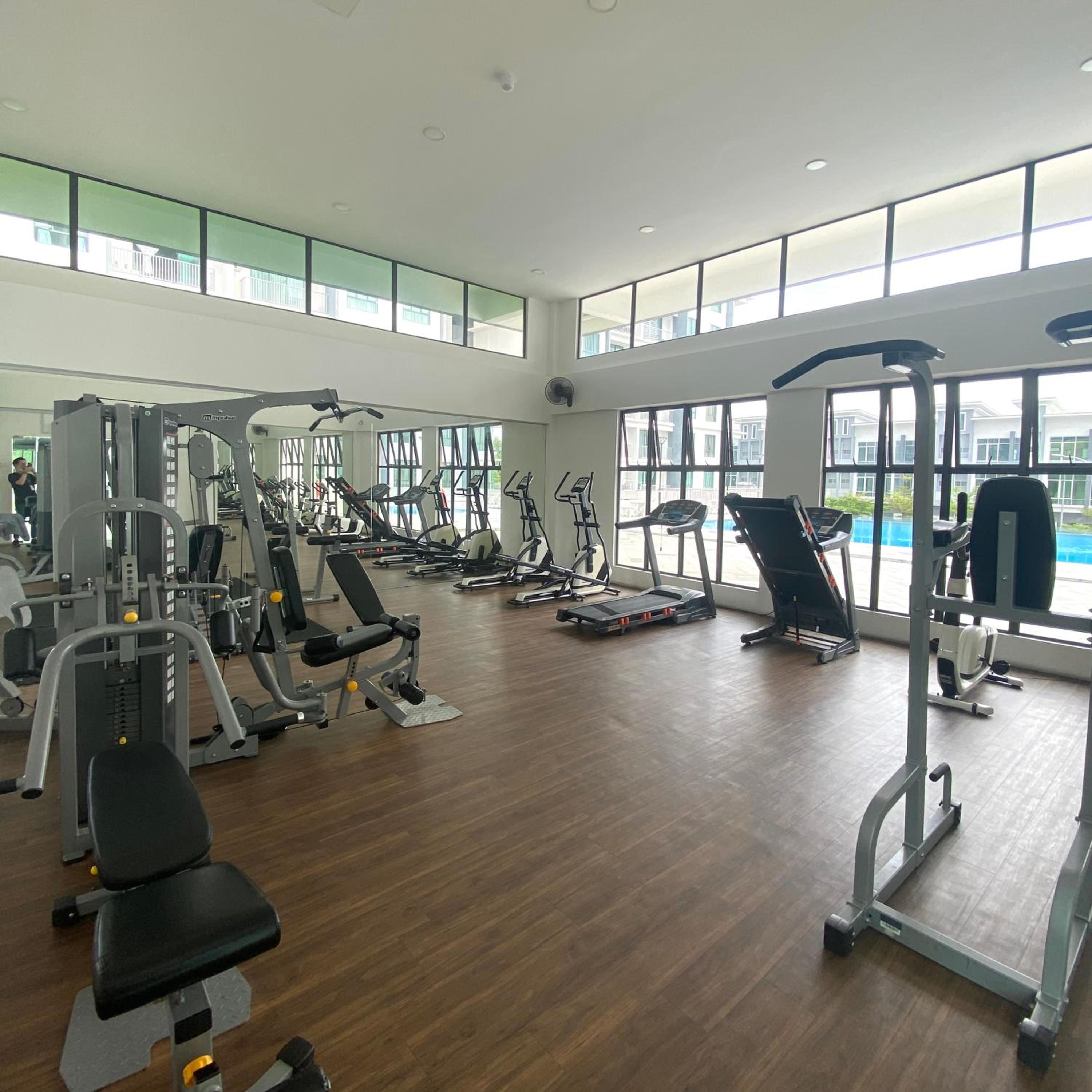 Best Modern Design Homestay Meru Casa Kayangan photo 7