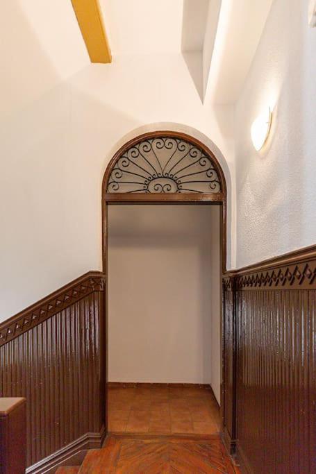 Infantas Piso at Justicia Barrio
