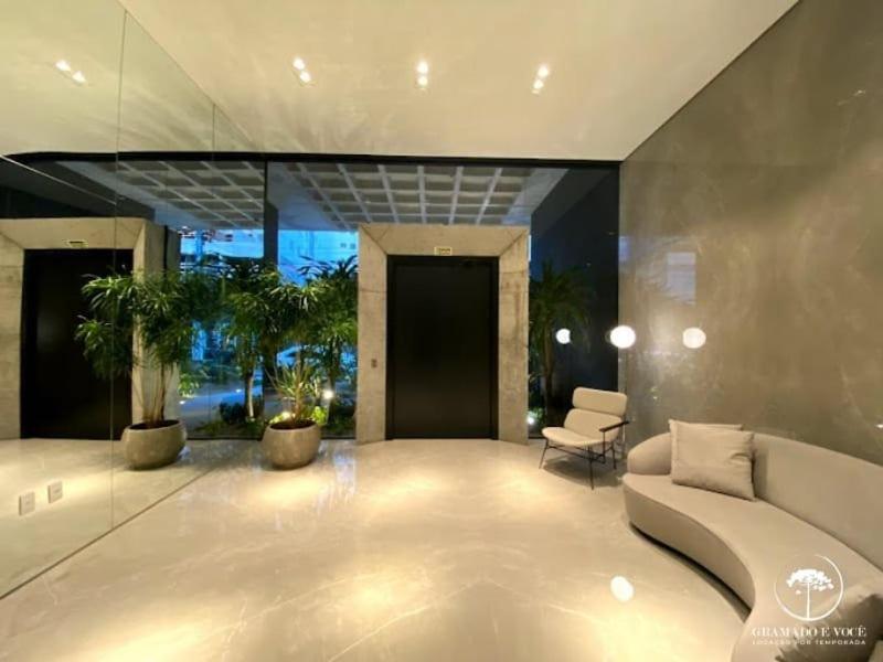 Apt Novo próximo ao mar com piscina