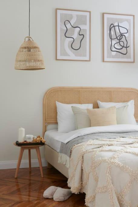 Scandinavian Art 3-BDR Apartment