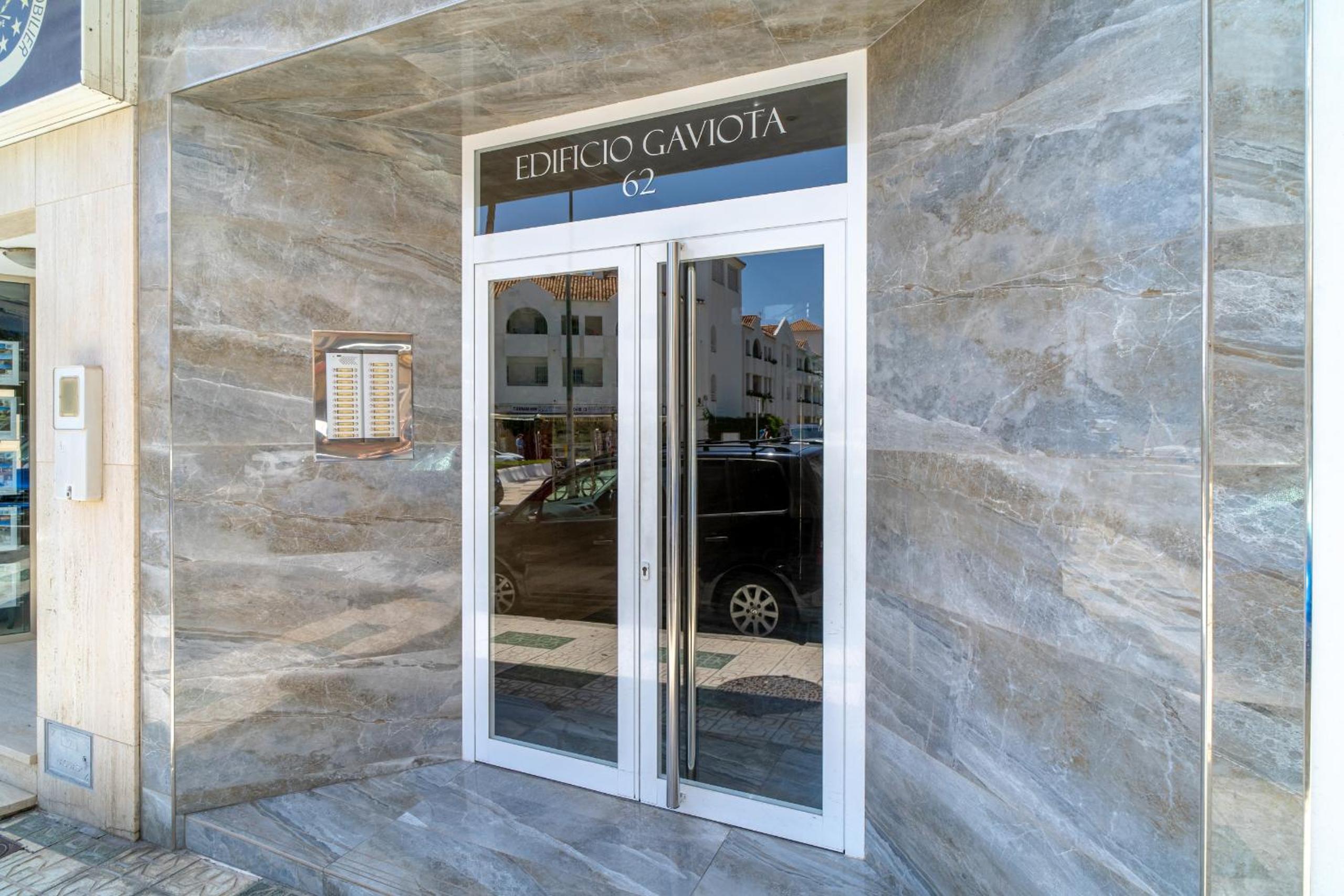 Gaviota Central Living Casasol