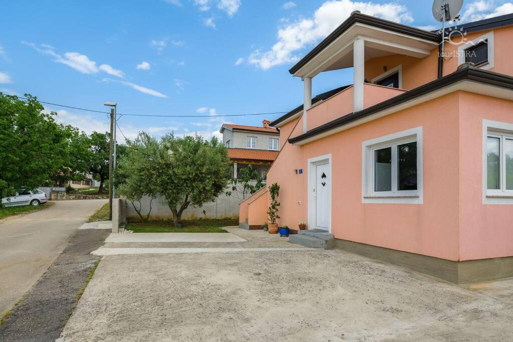 Apartment Orhidea in a peaceful setting near Umag photo 3